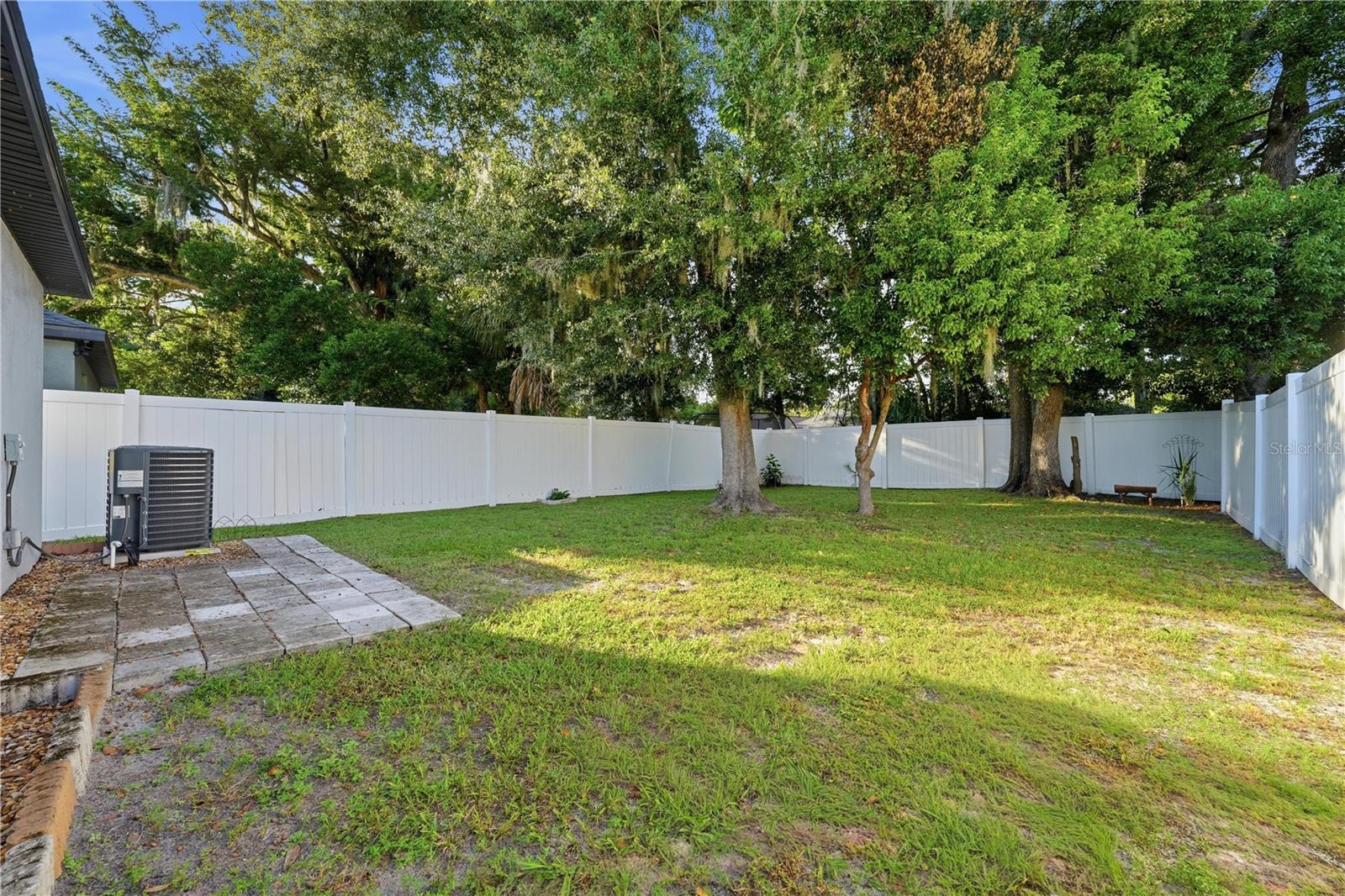 1911 VIRGINIA AVENUE, Eustis, FL 32726