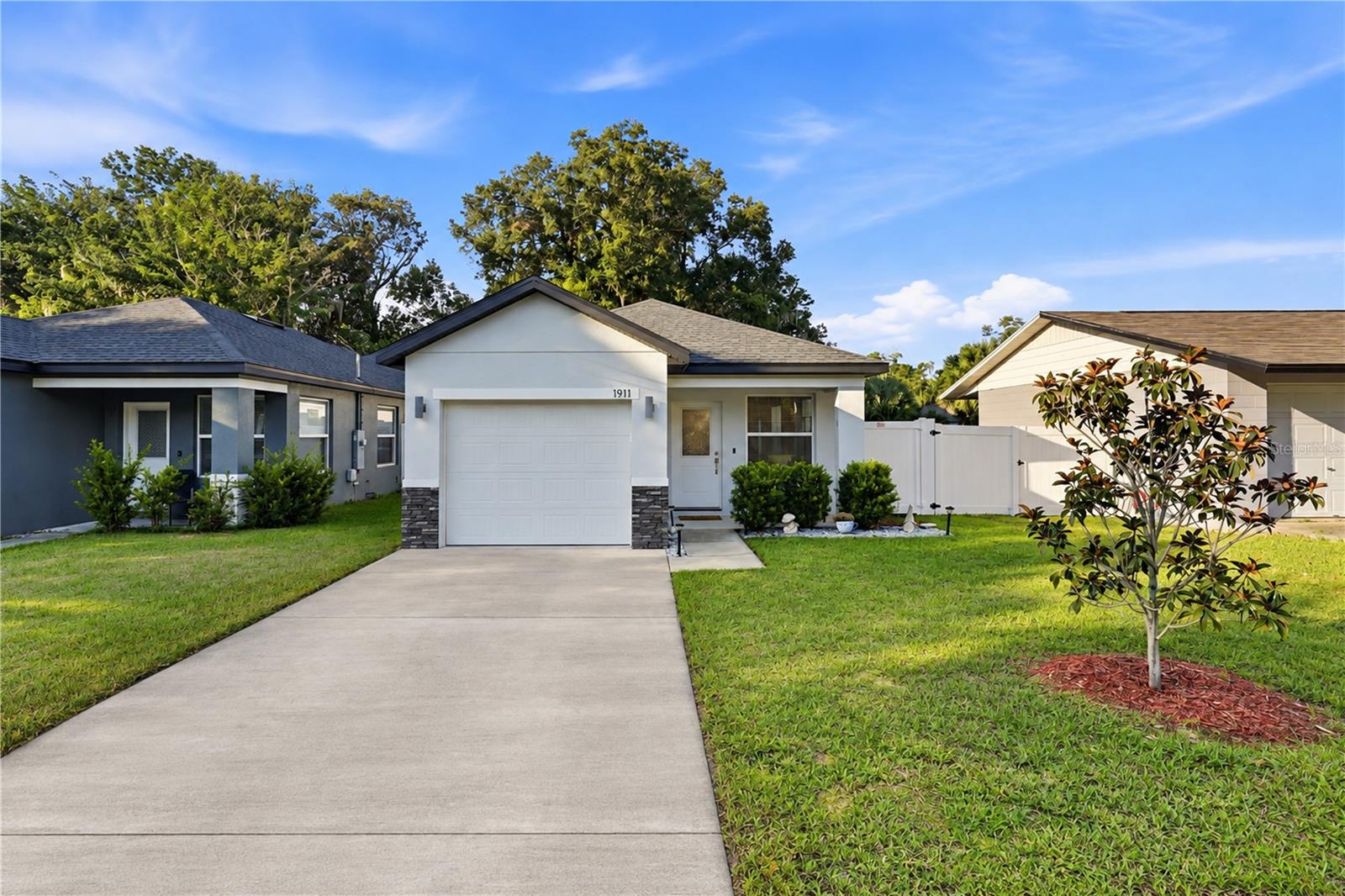 1911 VIRGINIA AVENUE, Eustis, FL 32726
