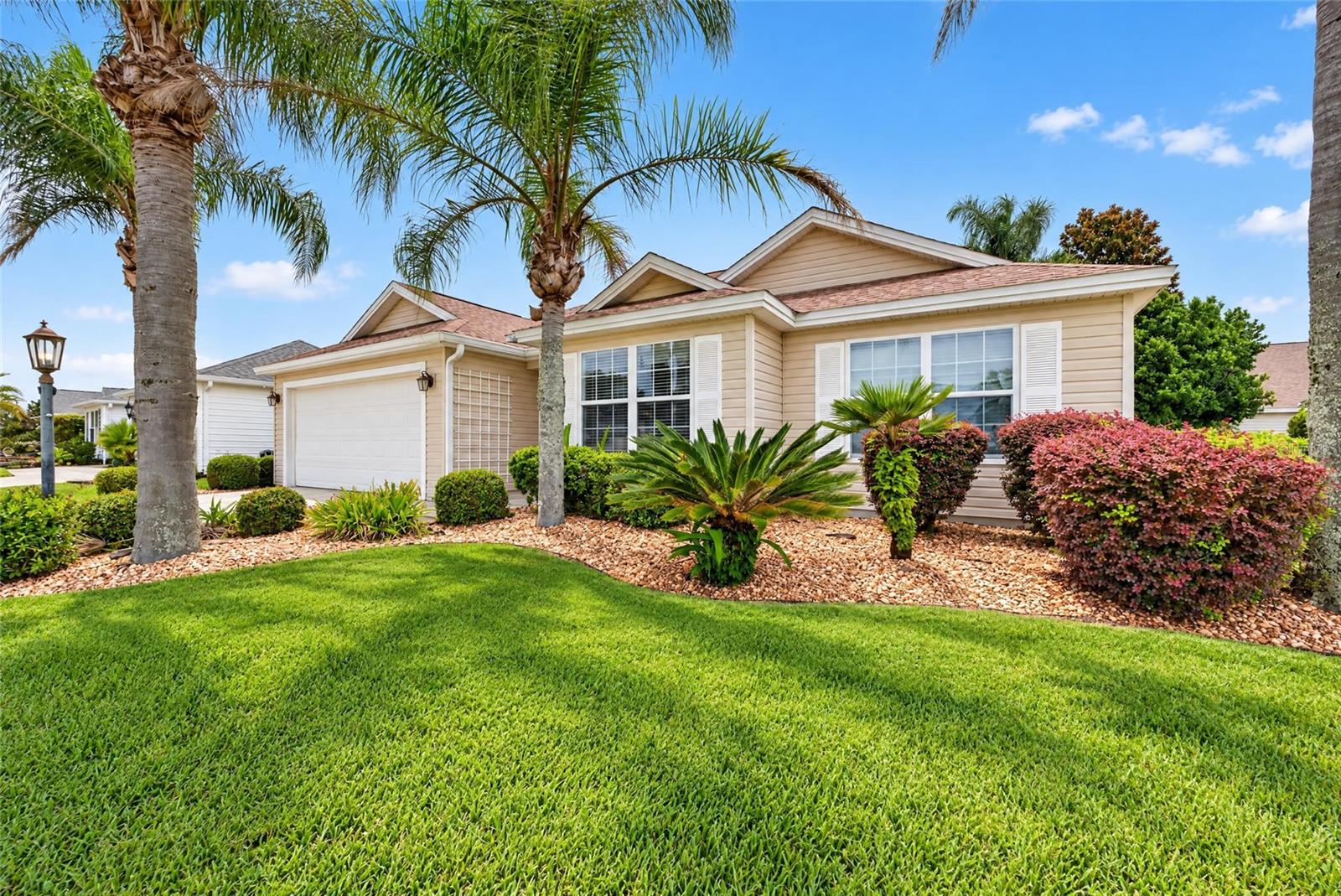 1743 OCONEE PLACE, The Villages, FL 32162 1743 OCONEE PLACE, The Villages, FL 32162