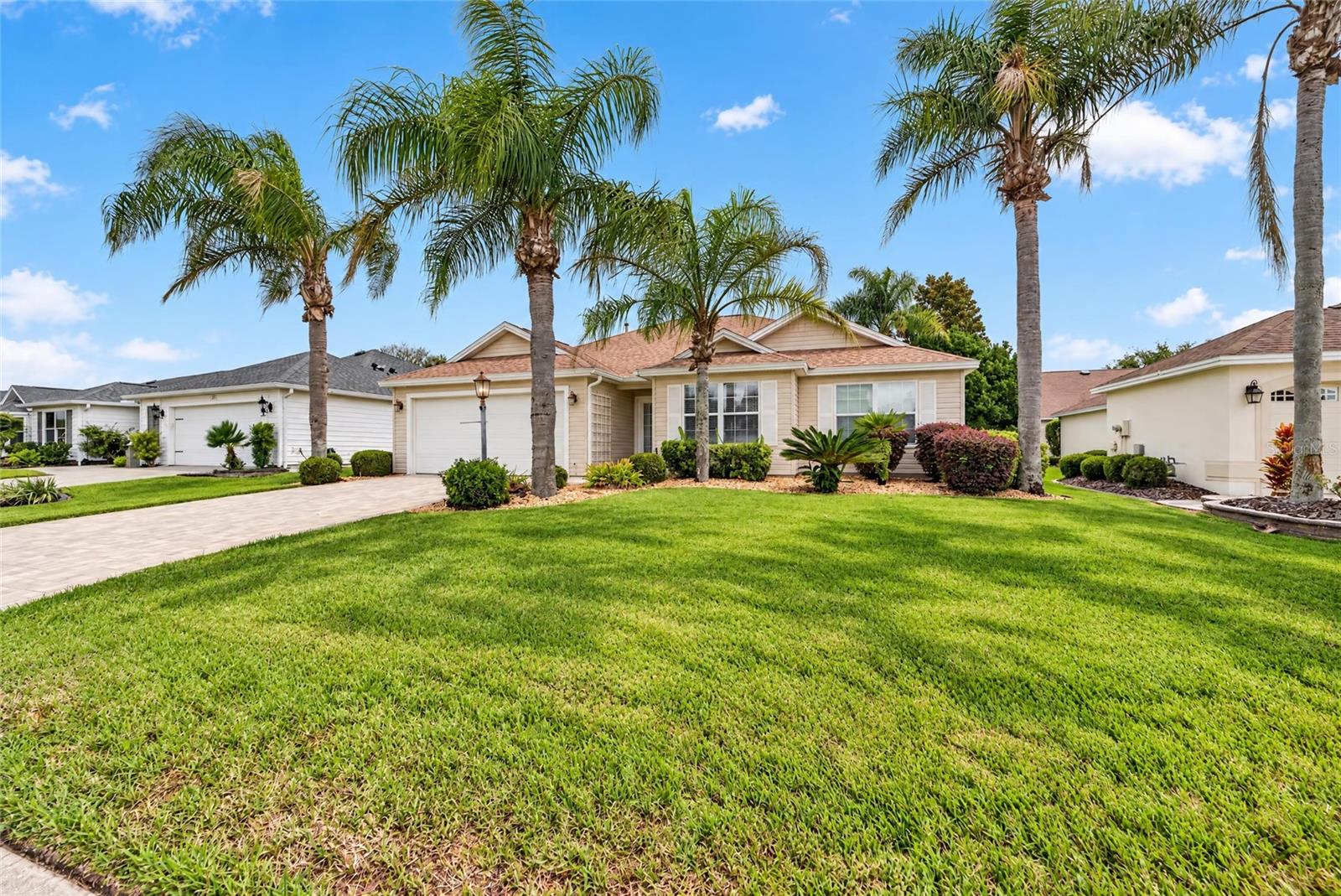 1743 OCONEE PLACE, The Villages, FL 32162 1743 OCONEE PLACE, The Villages, FL 32162
