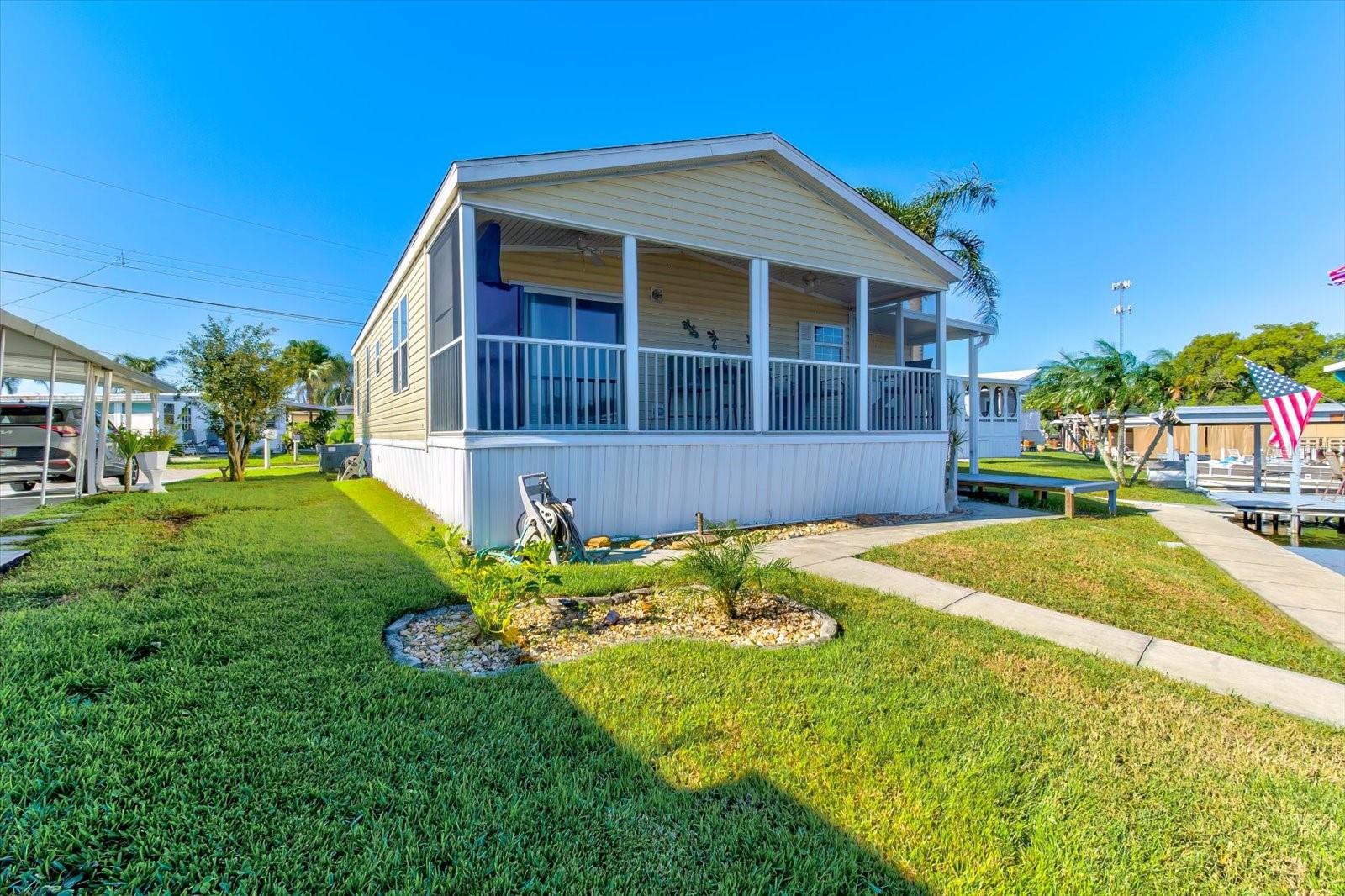 1440 S SHORE DRIVE, Tavares, FL 32778 1440 S SHORE DRIVE, Tavares, FL 32778