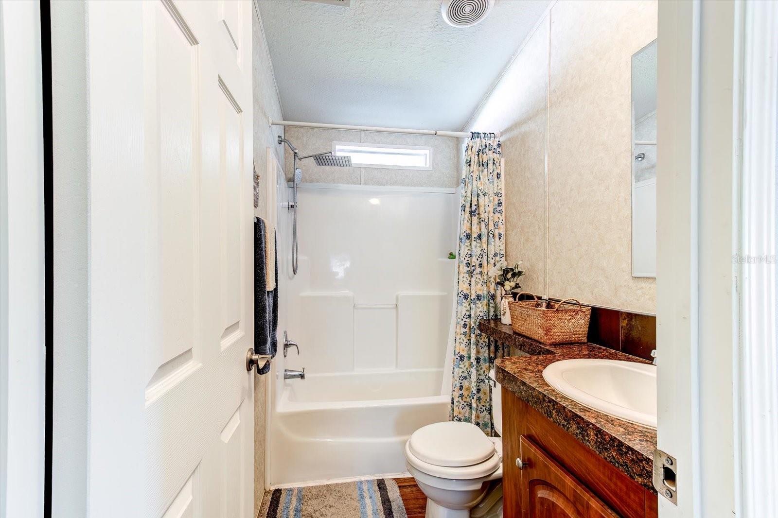 1440 S SHORE DRIVE, Tavares, FL 32778
