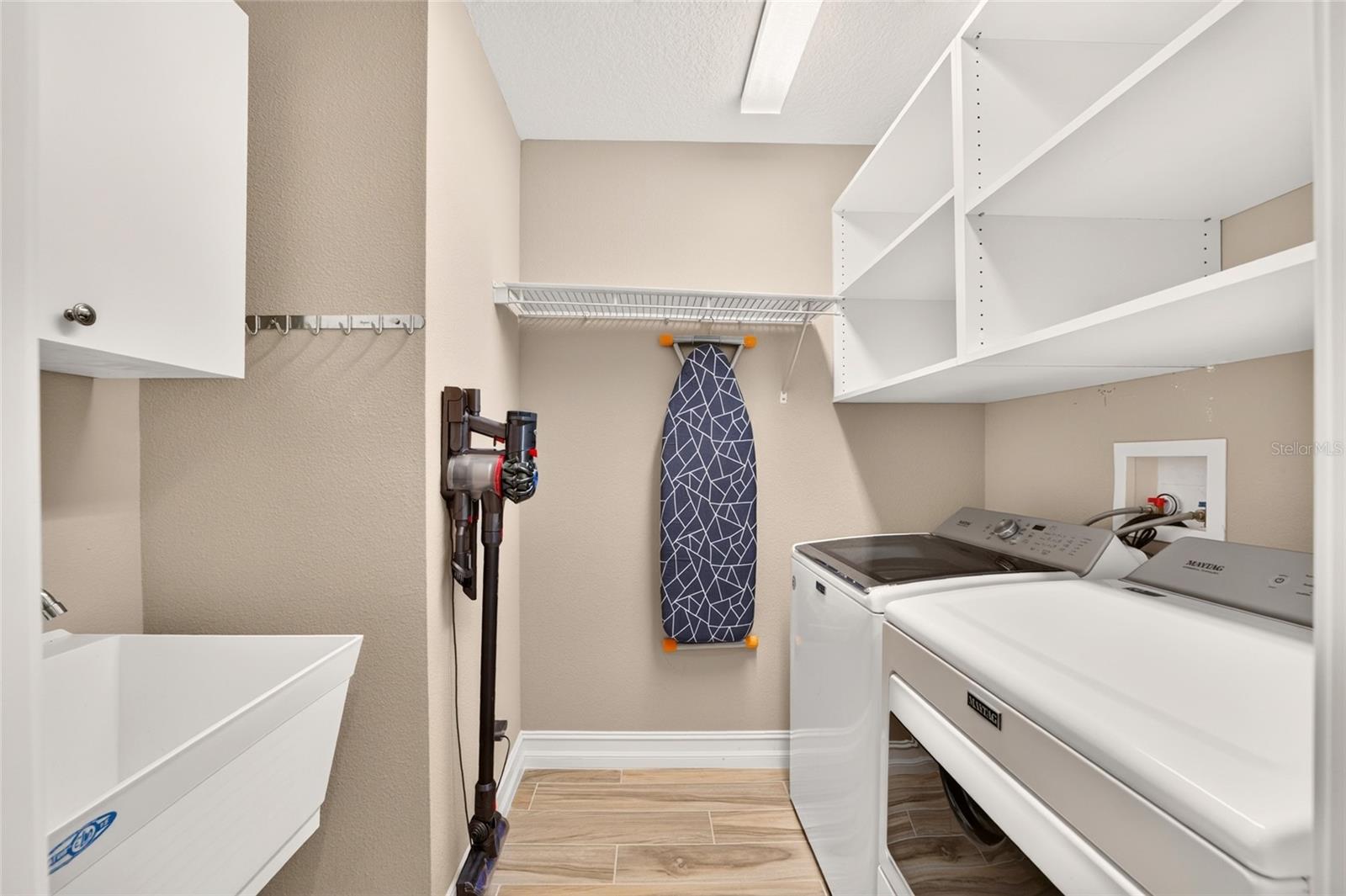 889 JAY STREET, The Villages, FL 32163