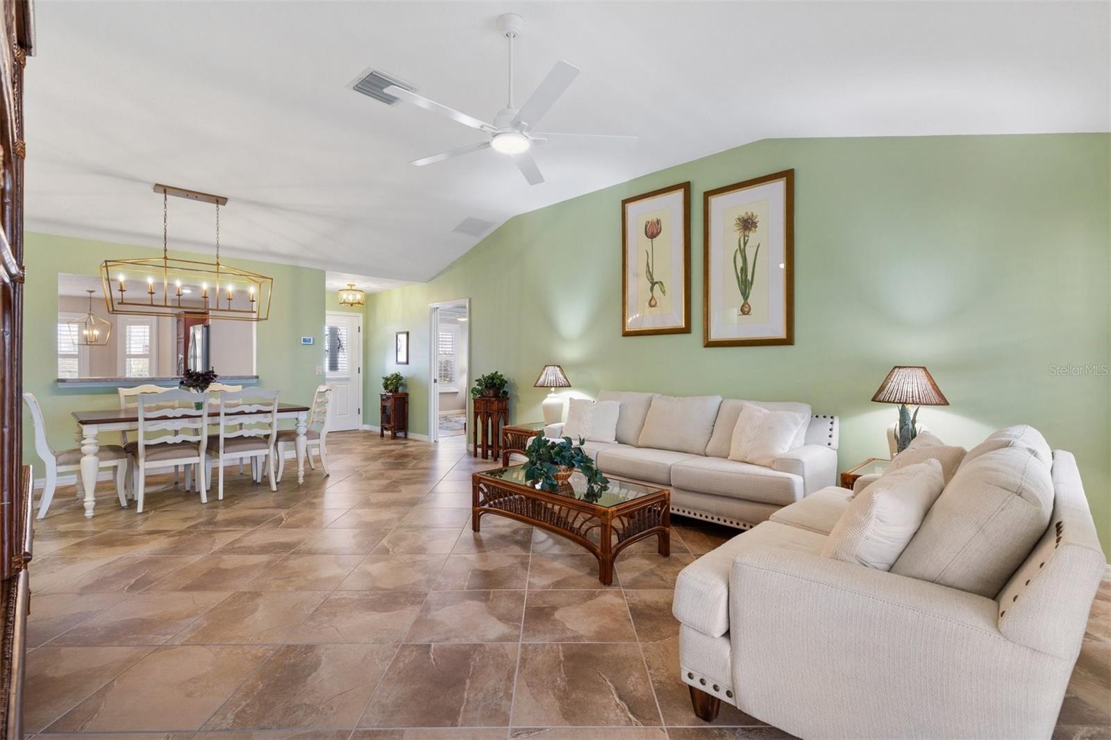 17916 SE 87TH MELROSE COURT, The Villages, FL 32162 17916 SE 87TH MELROSE COURT, The Villages, FL 32162
