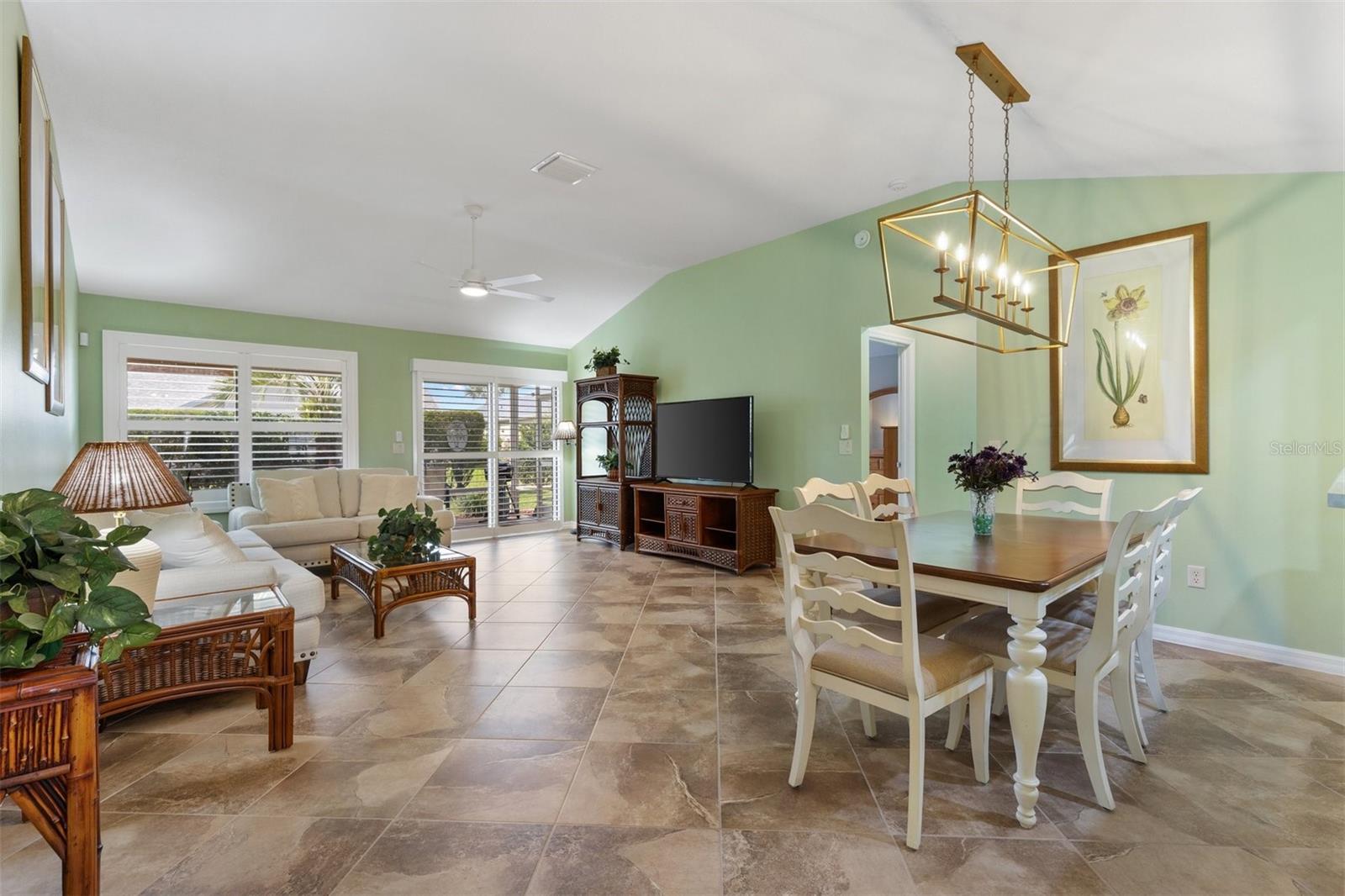 17916 SE 87TH MELROSE COURT, The Villages, FL 32162 17916 SE 87TH MELROSE COURT, The Villages, FL 32162