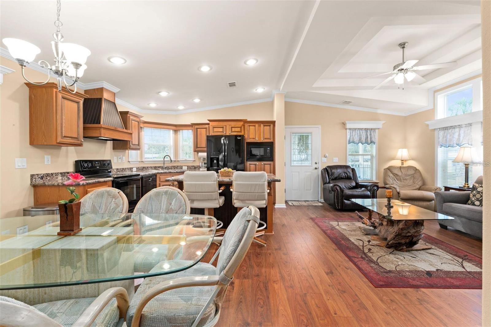 2417 VINDALE ROAD, Tavares, FL 32778