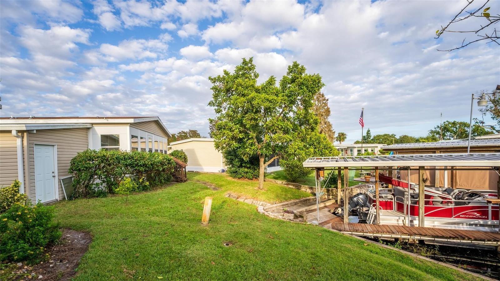 2417 VINDALE ROAD, Tavares, FL 32778