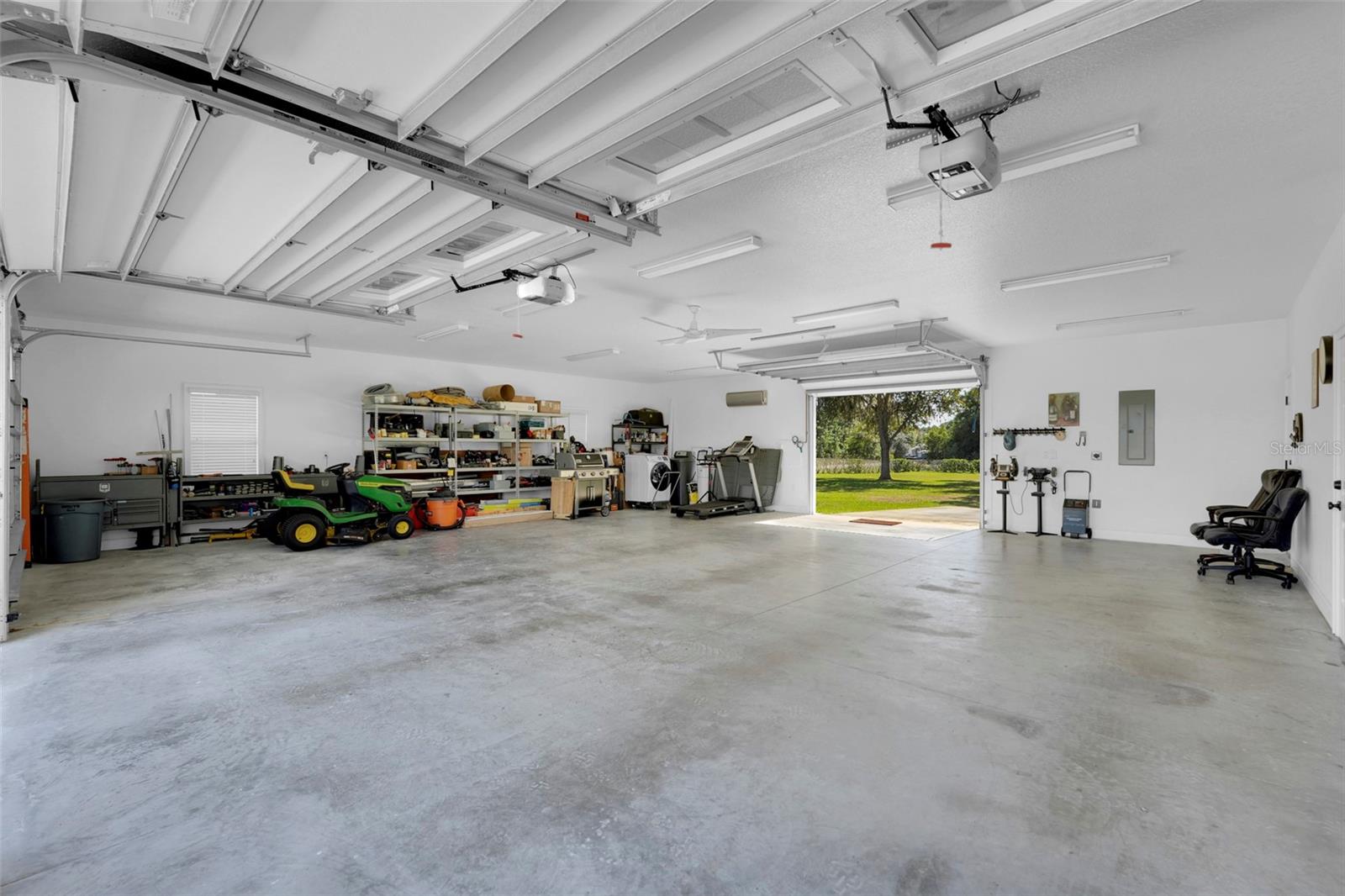 6100 OCILLA LOOP, Clermont, FL 34714