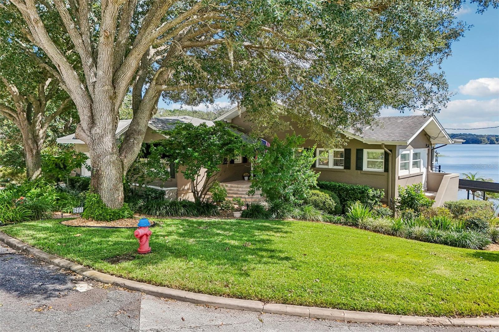 1501 FAHNSTOCK STREET, Eustis, FL 32726