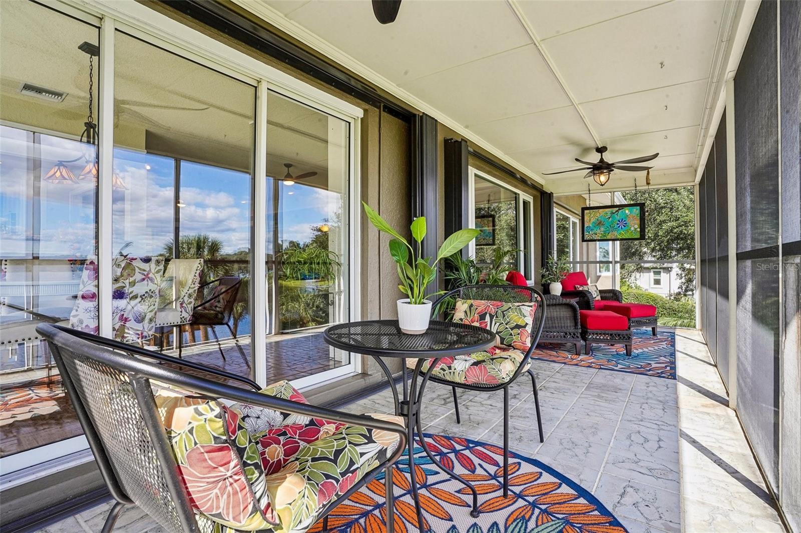Main floor screened lanai
