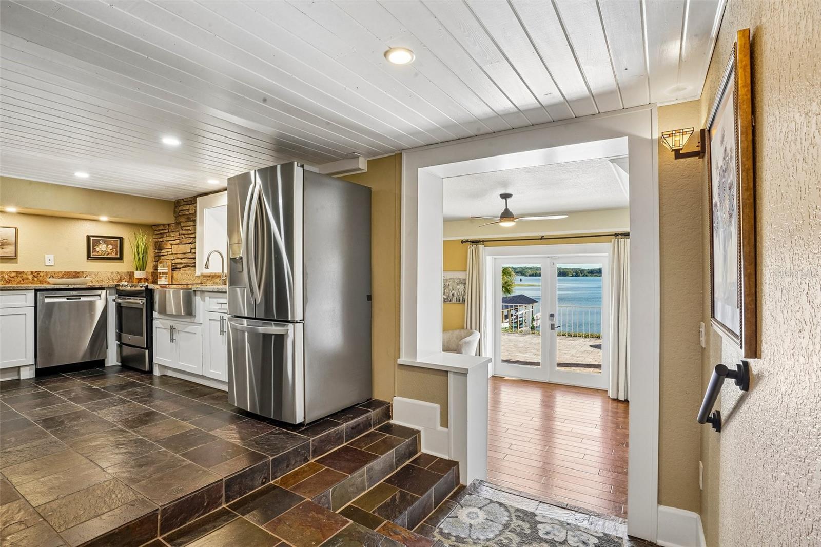1501 FAHNSTOCK STREET, Eustis, FL 32726