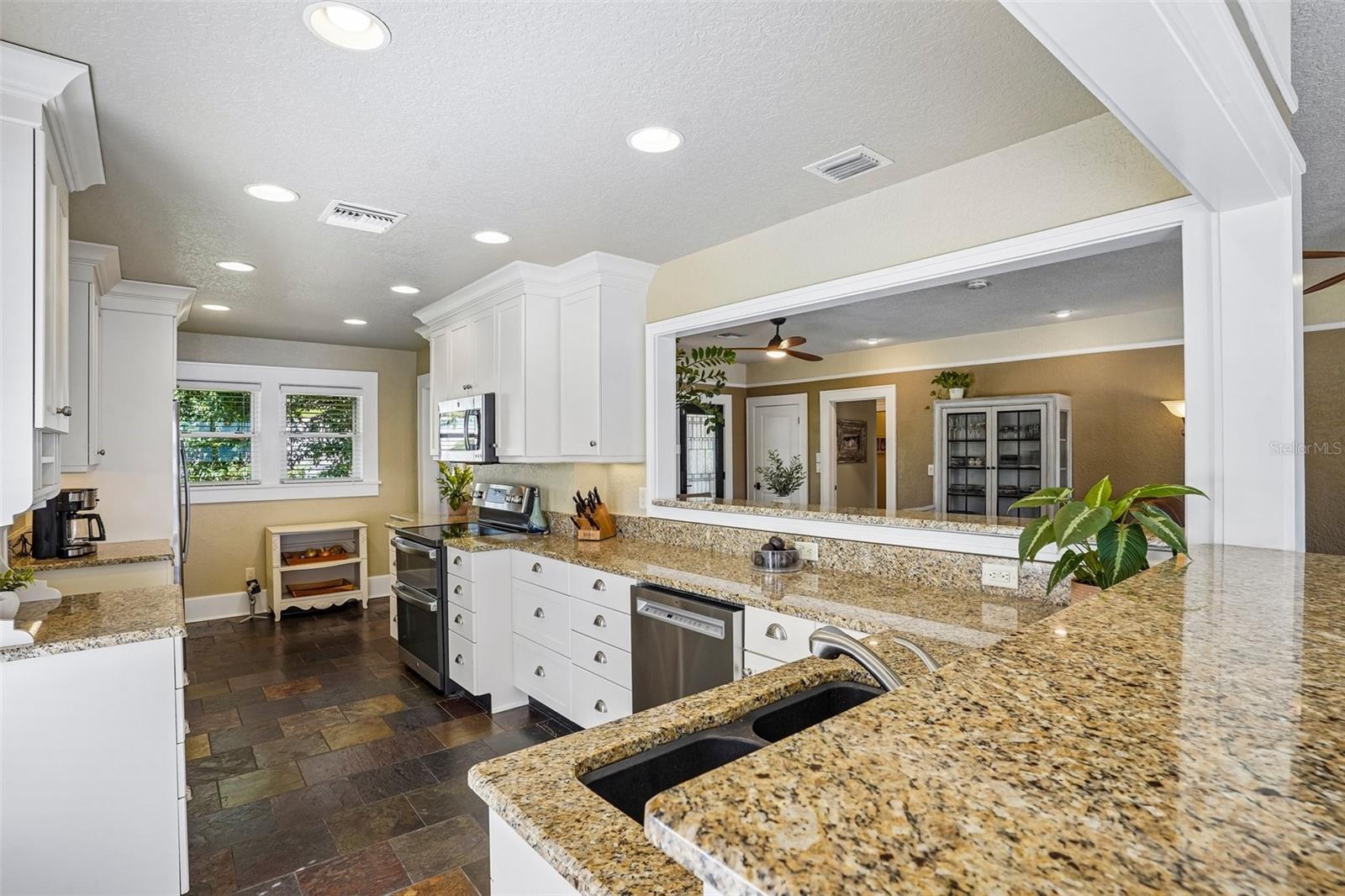 1501 FAHNSTOCK STREET, Eustis, FL 32726