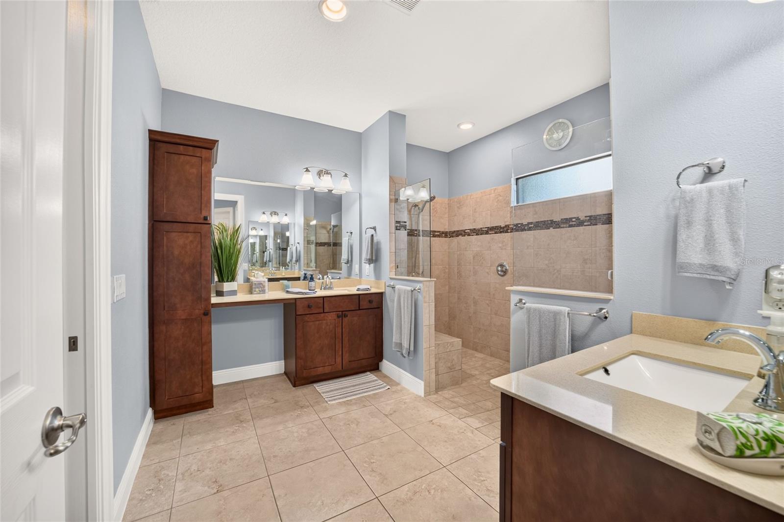 5419 MEADOW HILL LOOP, Lady Lake, FL 32159