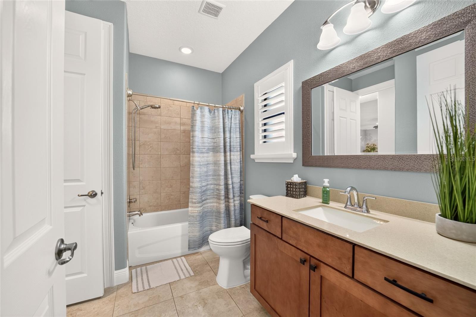 5419 MEADOW HILL LOOP, Lady Lake, FL 32159