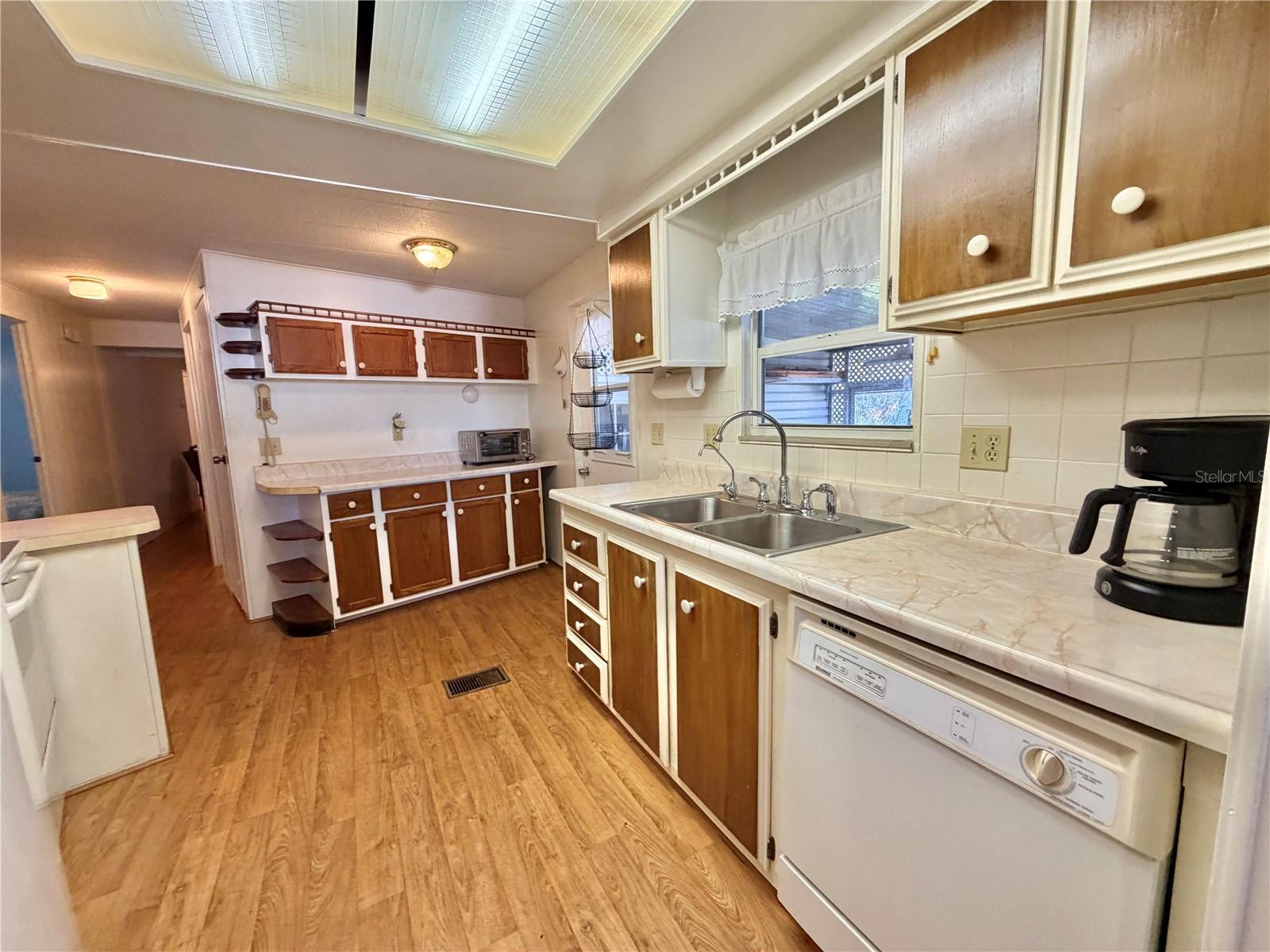 120 CAMELLIA TRAIL, Leesburg, FL 34748