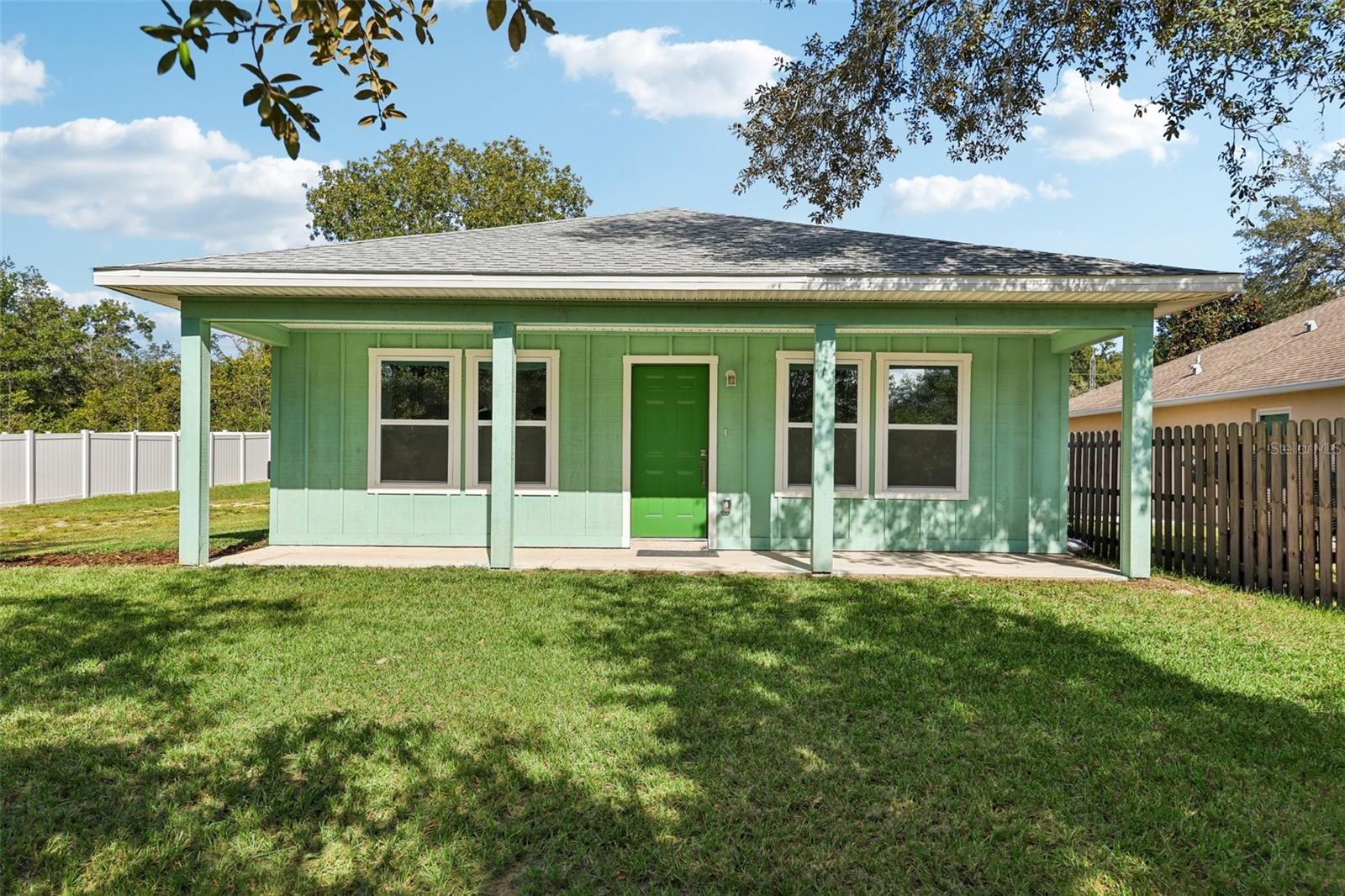 40091 OAKRIDGE DRIVE, Lady Lake, FL 32159