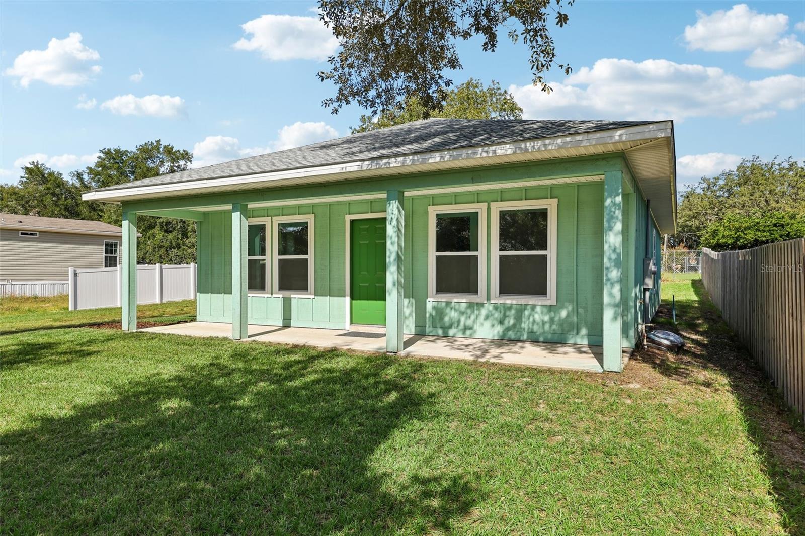 40091 OAKRIDGE DRIVE, Lady Lake, FL 32159 40091 OAKRIDGE DRIVE, Lady Lake, FL 32159