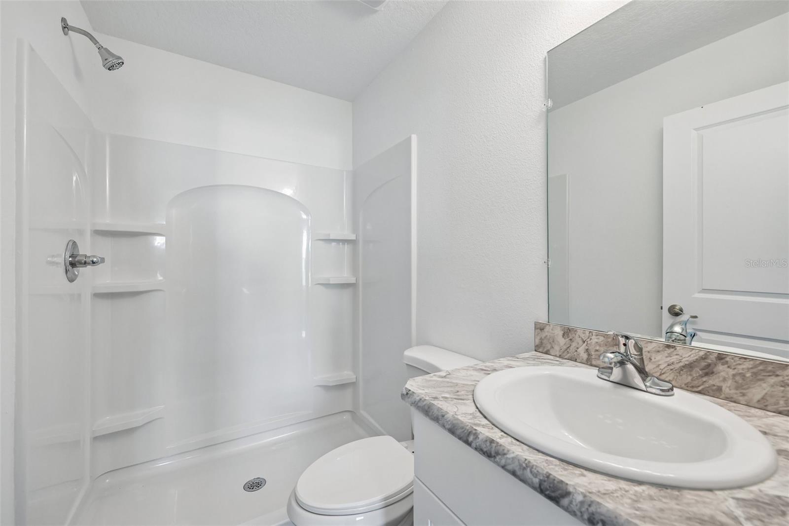 40091 OAKRIDGE DRIVE, Lady Lake, FL 32159