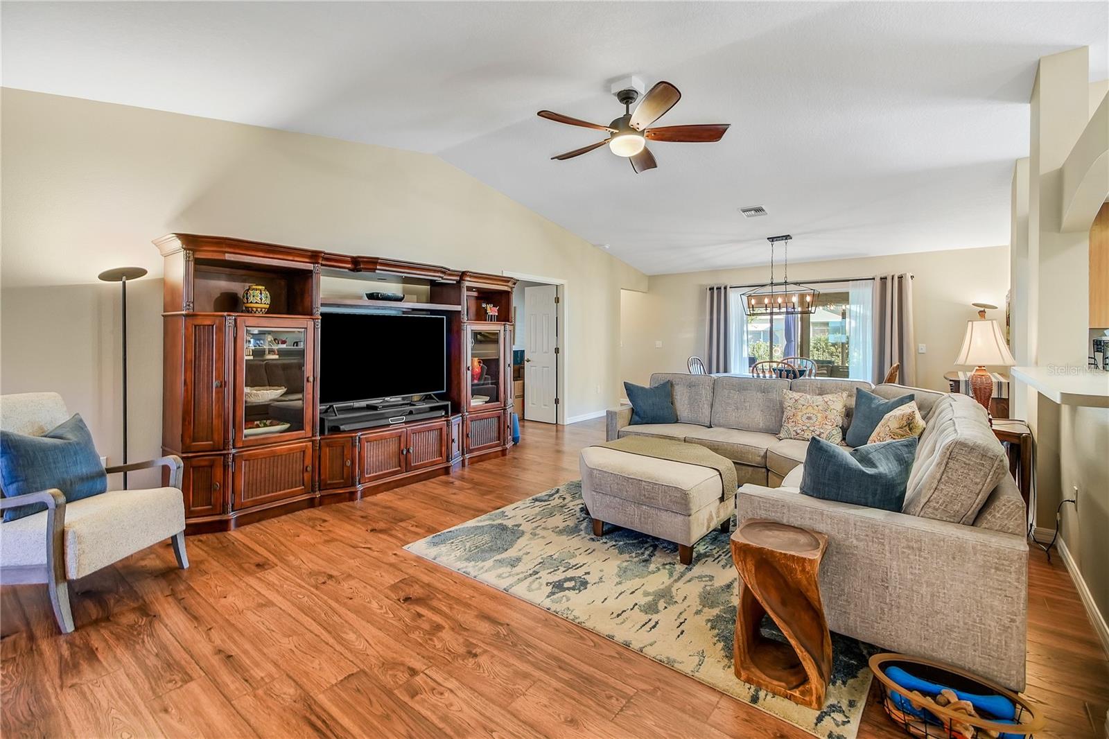 1019 MEADOWBEND DRIVE, Leesburg, FL 34748
