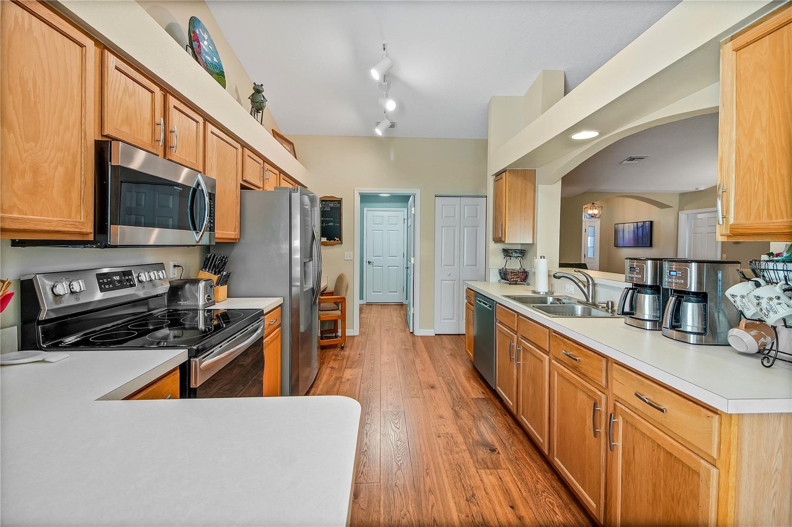 1019 MEADOWBEND DRIVE, Leesburg, FL 34748
