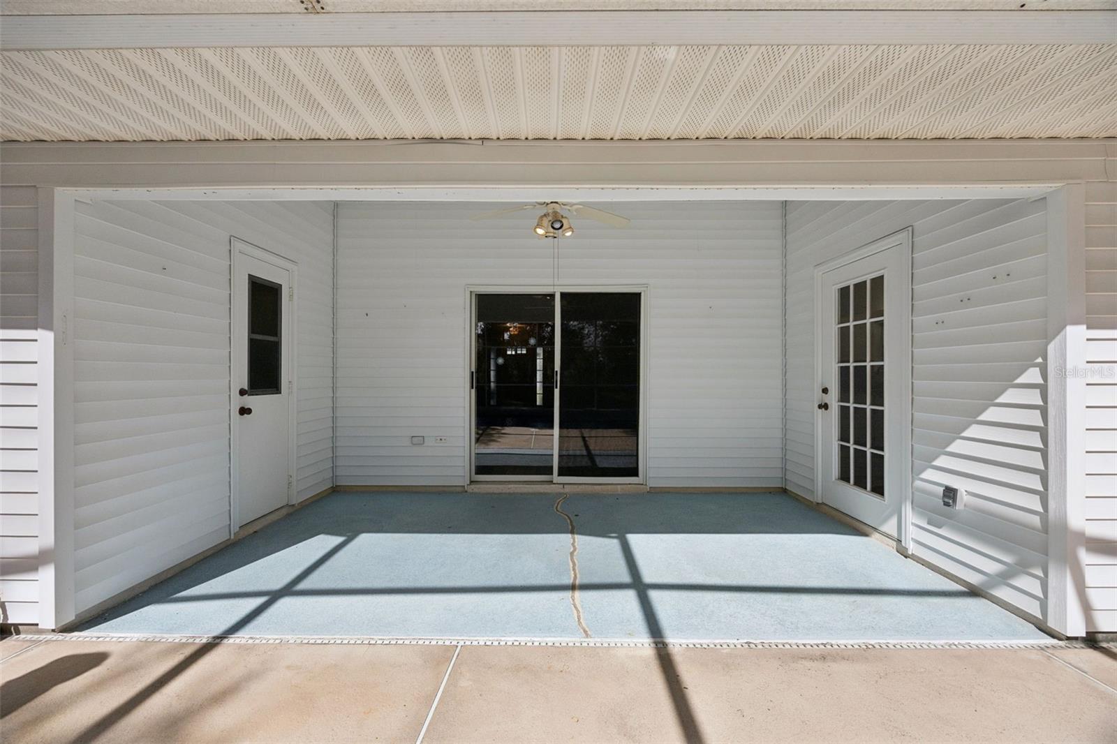 26233 NEWCOMBE CIRCLE, Leesburg, FL 34748