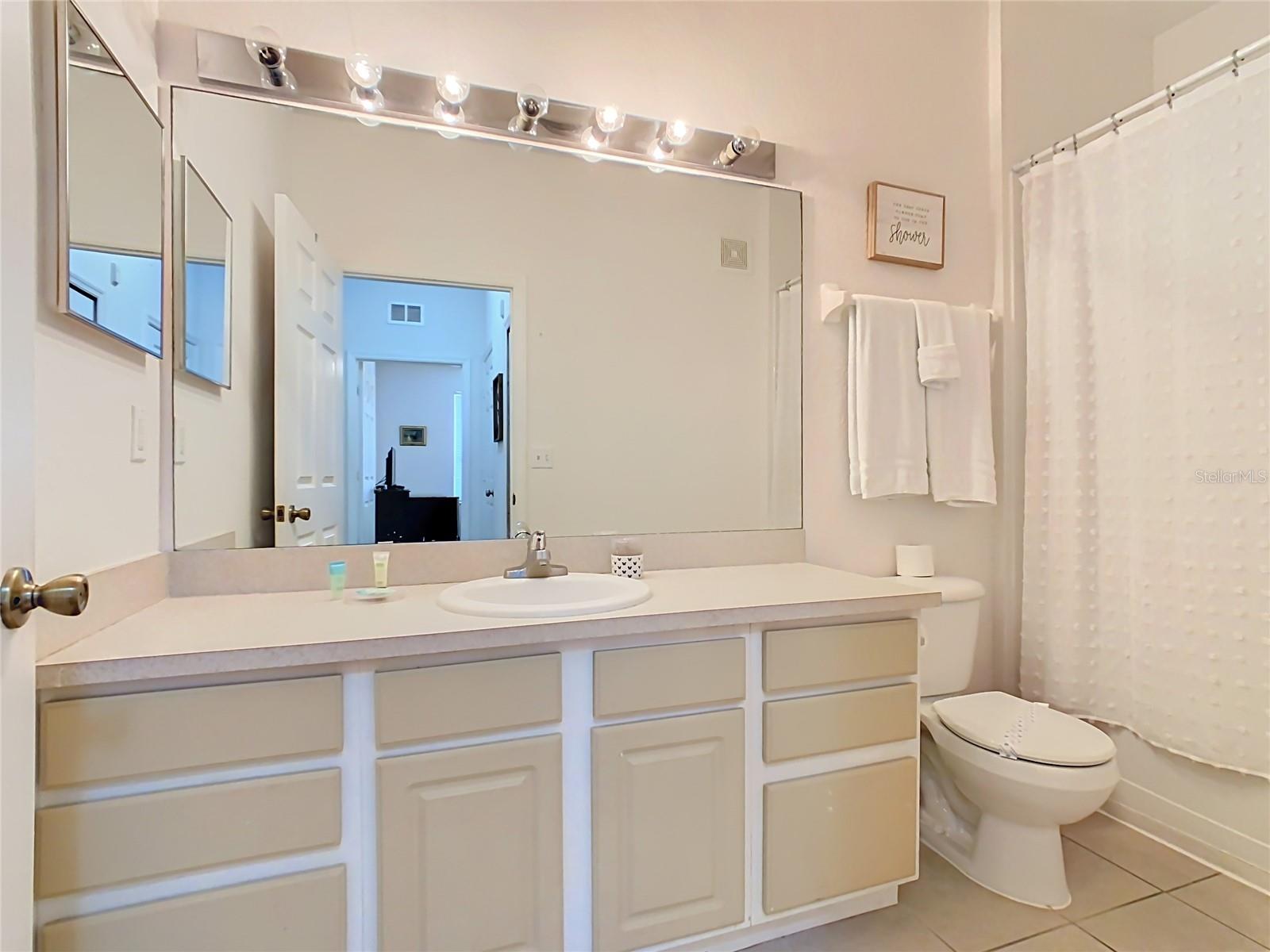2788 ALMATON LOOP, #102, Kissimmee, FL 34747