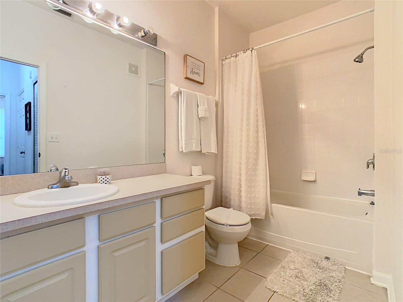 2788 ALMATON LOOP, #102, Kissimmee, FL 34747
