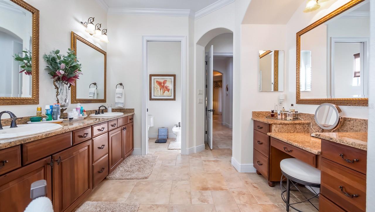 9524 SAN FERNANDO COURT, Howey In The Hills, FL 34737