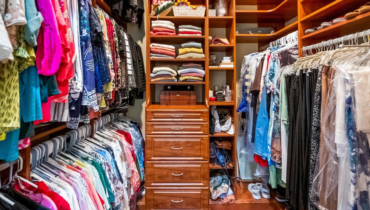Custom Closets