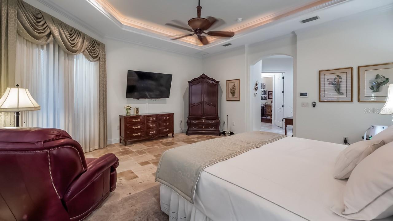 9524 SAN FERNANDO COURT, Howey In The Hills, FL 34737
