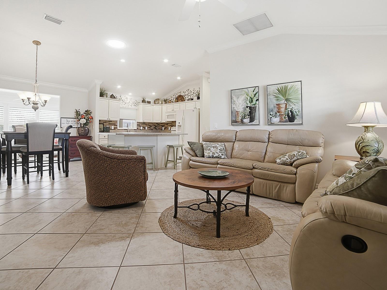 2733 MIDLAND TERRACE, The Villages, FL 32162 2733 MIDLAND TERRACE, The Villages, FL 32162