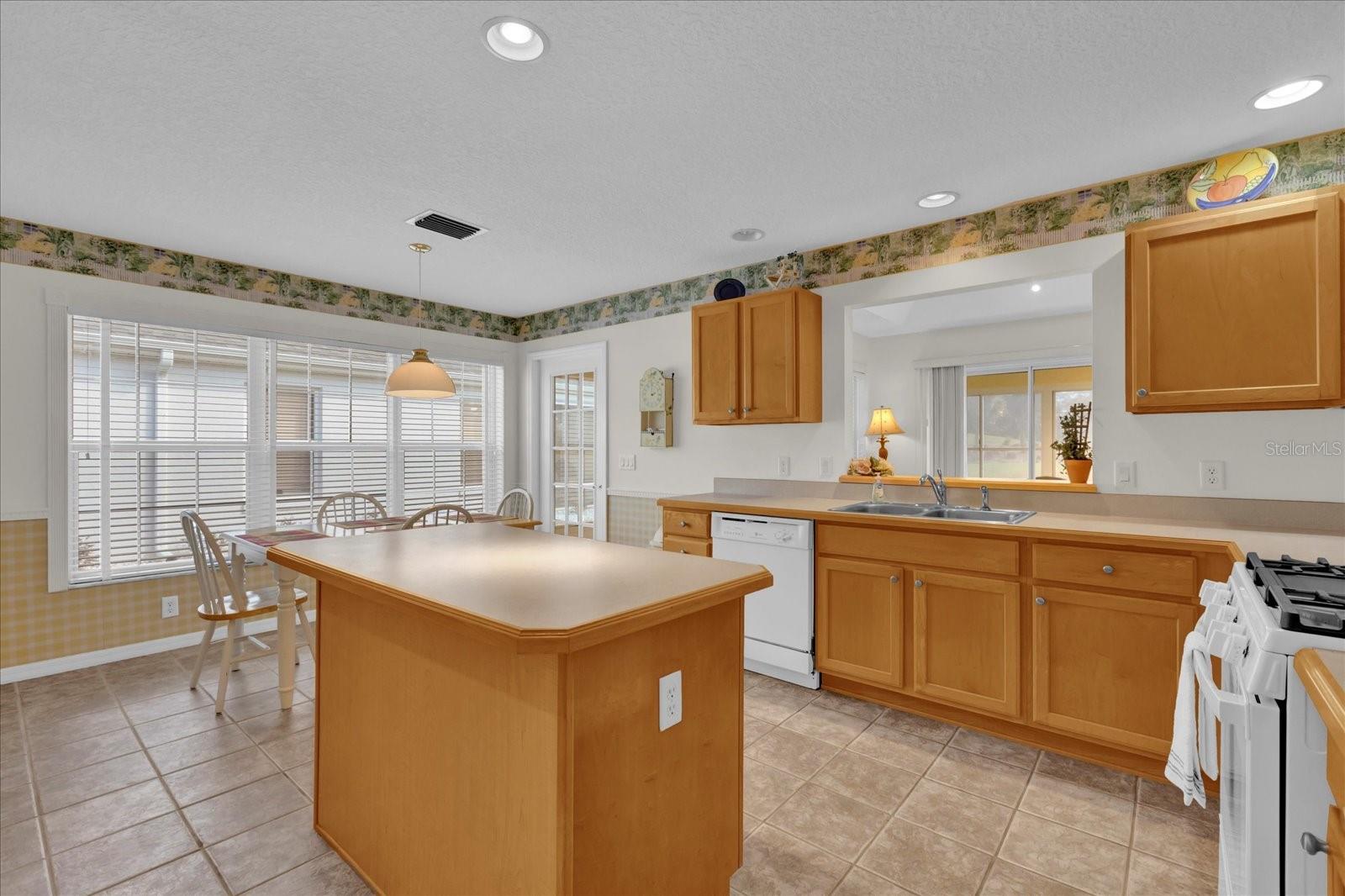2409 TAMARINDO DRIVE, The Villages, FL 32162