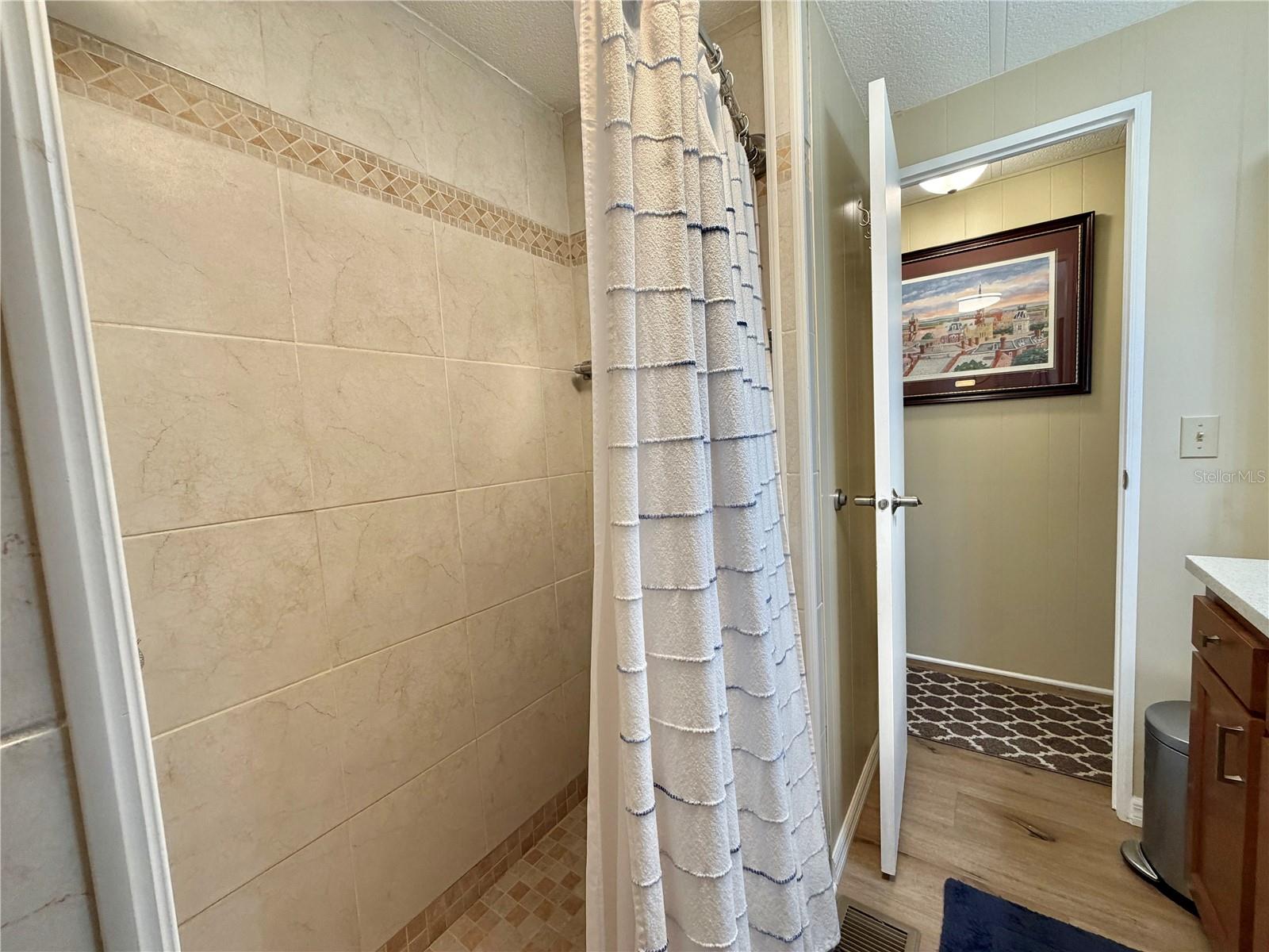 131 BOUGAINVILLEA DRIVE, Leesburg, FL 34748
