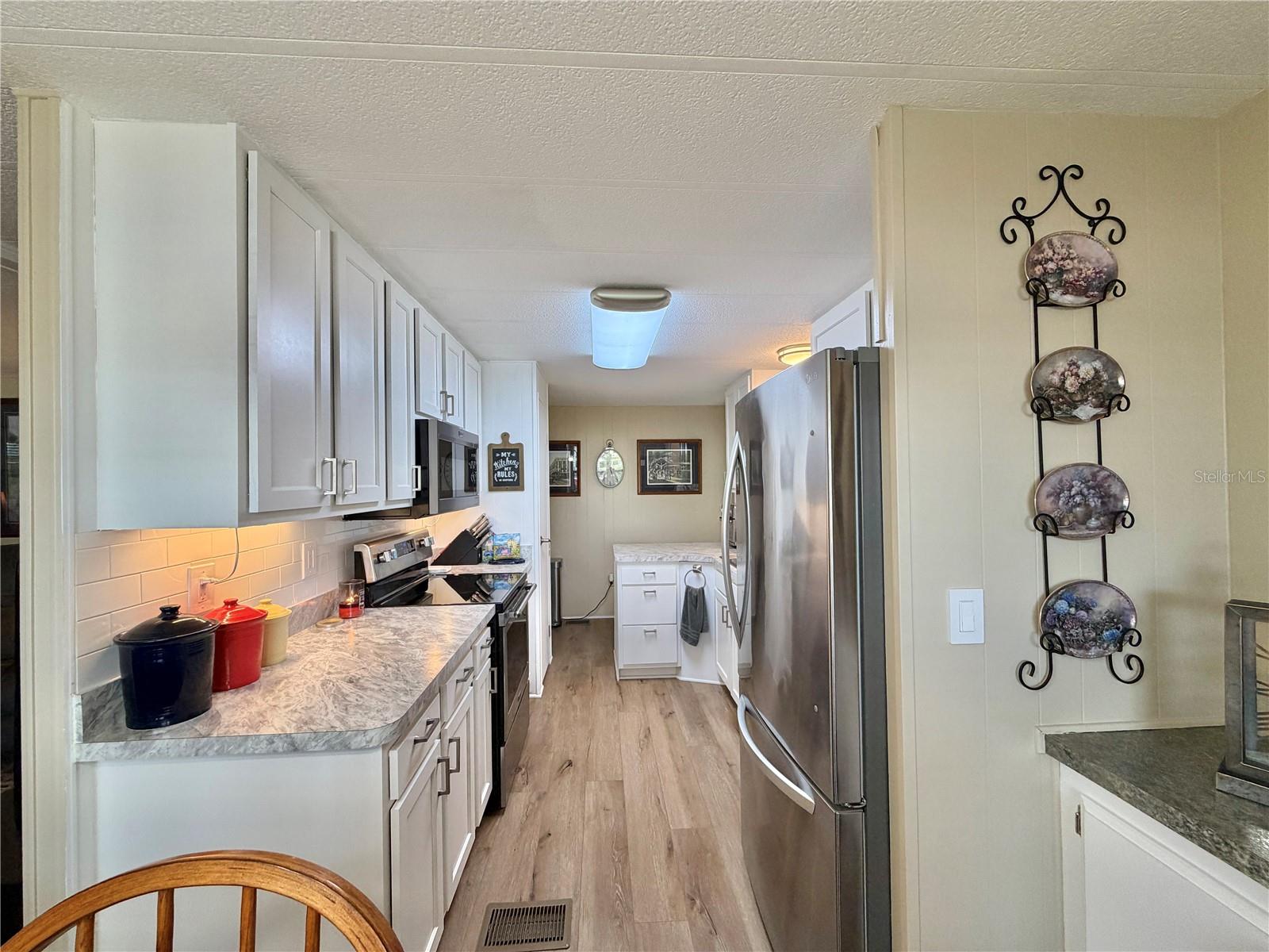 131 BOUGAINVILLEA DRIVE, Leesburg, FL 34748