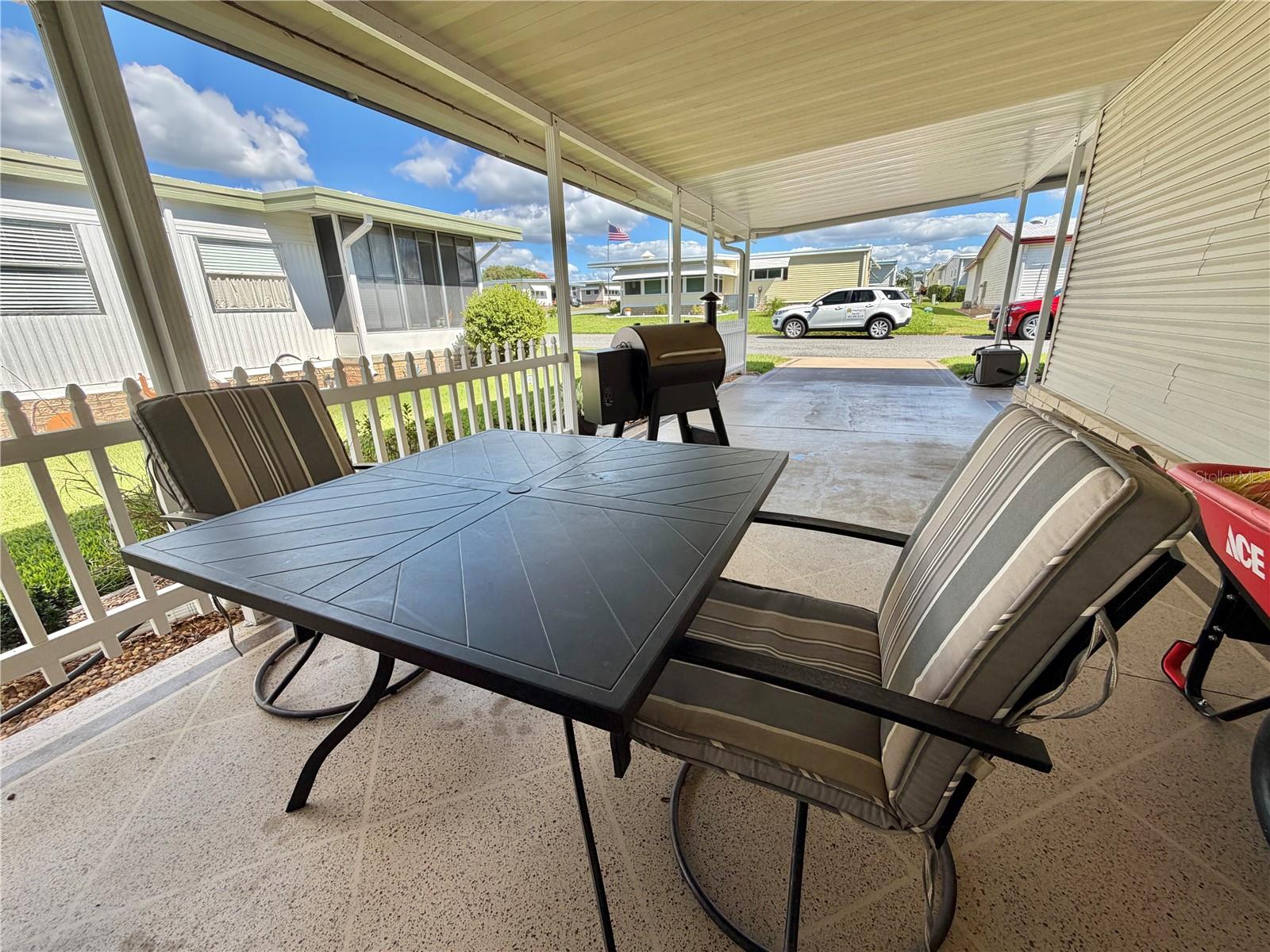131 BOUGAINVILLEA DRIVE, Leesburg, FL 34748