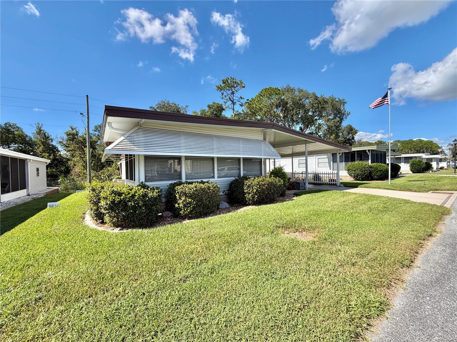 131 BOUGAINVILLEA DRIVE, Leesburg, FL 34748