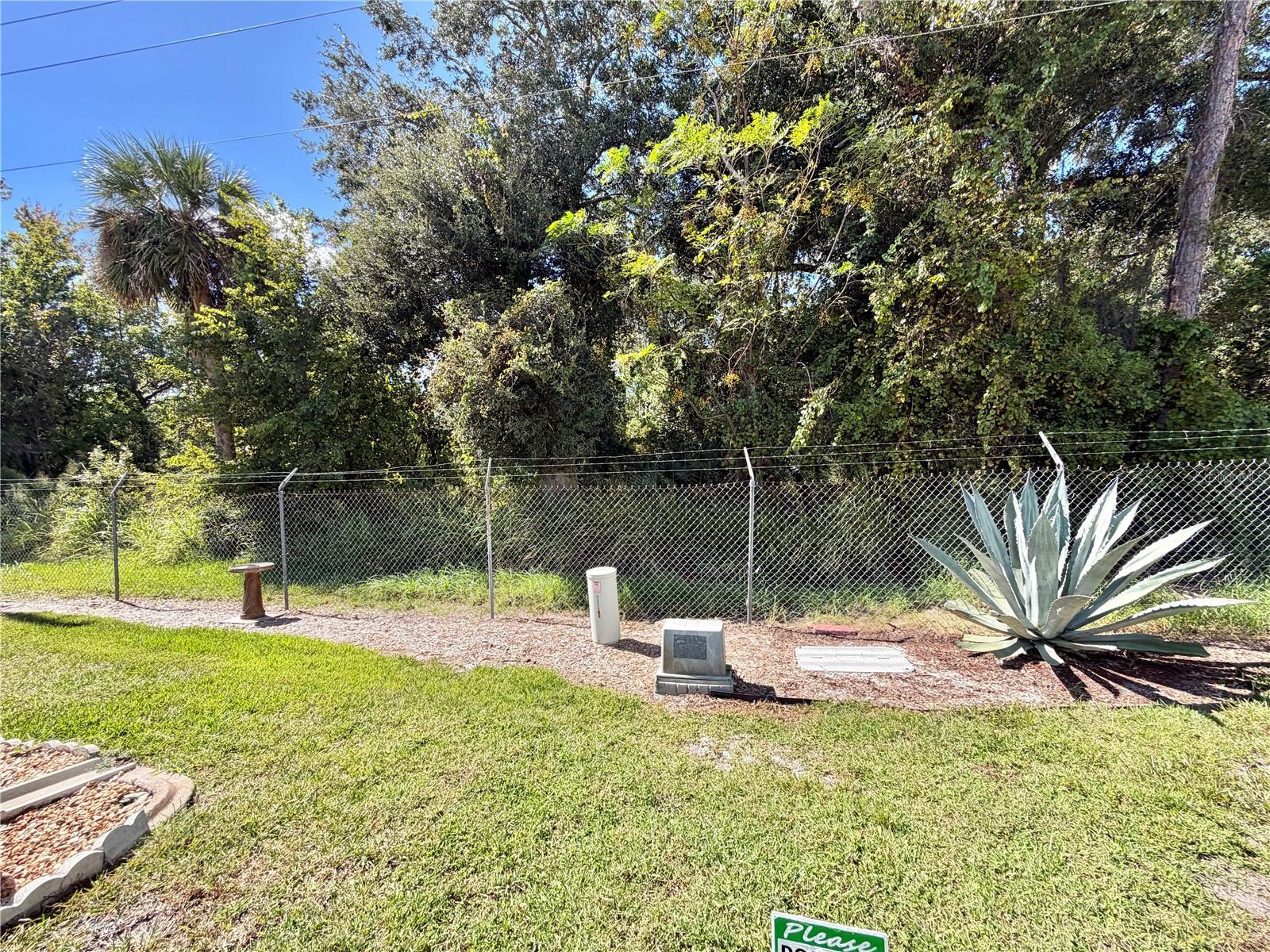 131 BOUGAINVILLEA DRIVE, Leesburg, FL 34748