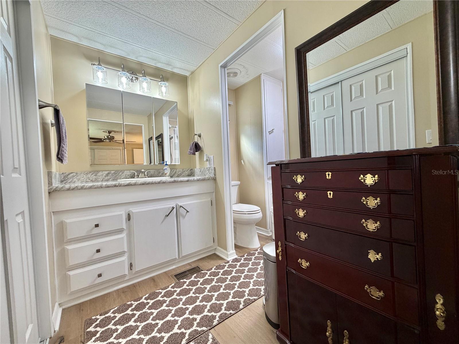 131 BOUGAINVILLEA DRIVE, Leesburg, FL 34748