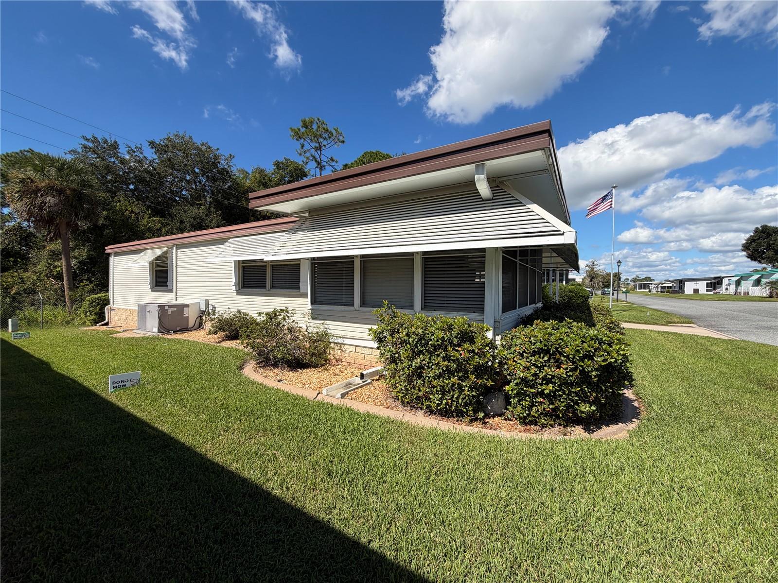 131 BOUGAINVILLEA DRIVE, Leesburg, FL 34748