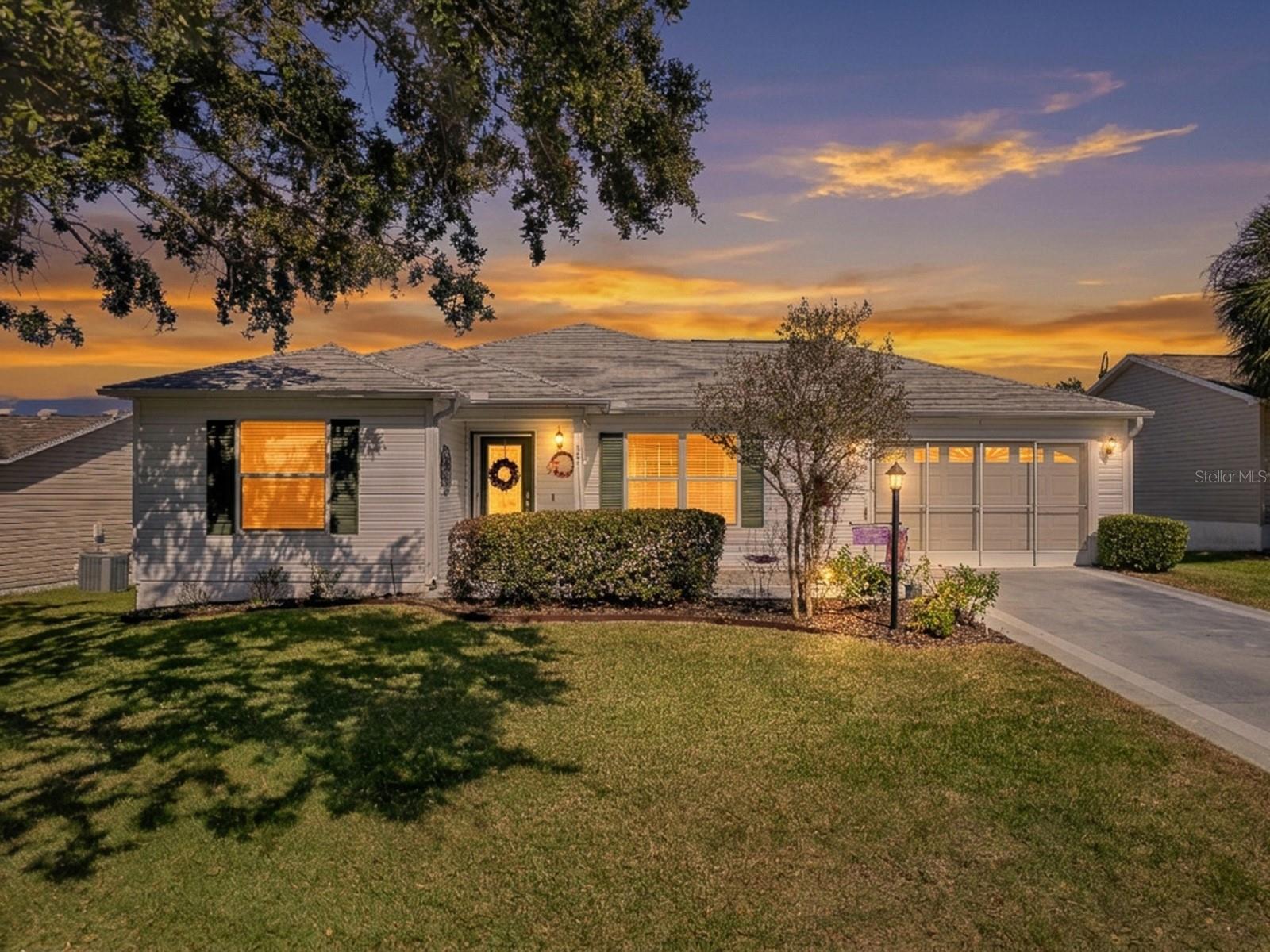 299 MERCER WAY, The Villages, FL 32162