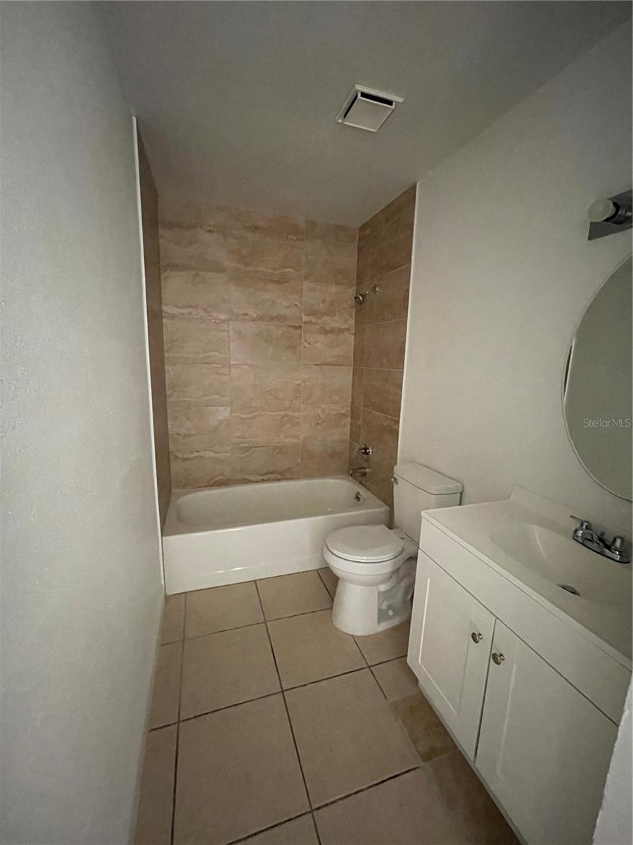 516 E ROSEWOOD LANE, #516, Tavares, FL 32778