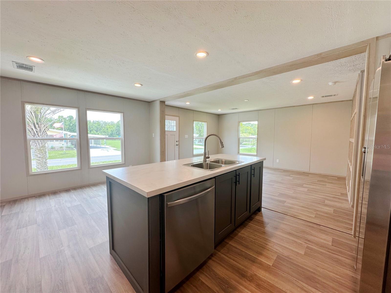 18 ROBIN ROAD, Wildwood, FL 34785