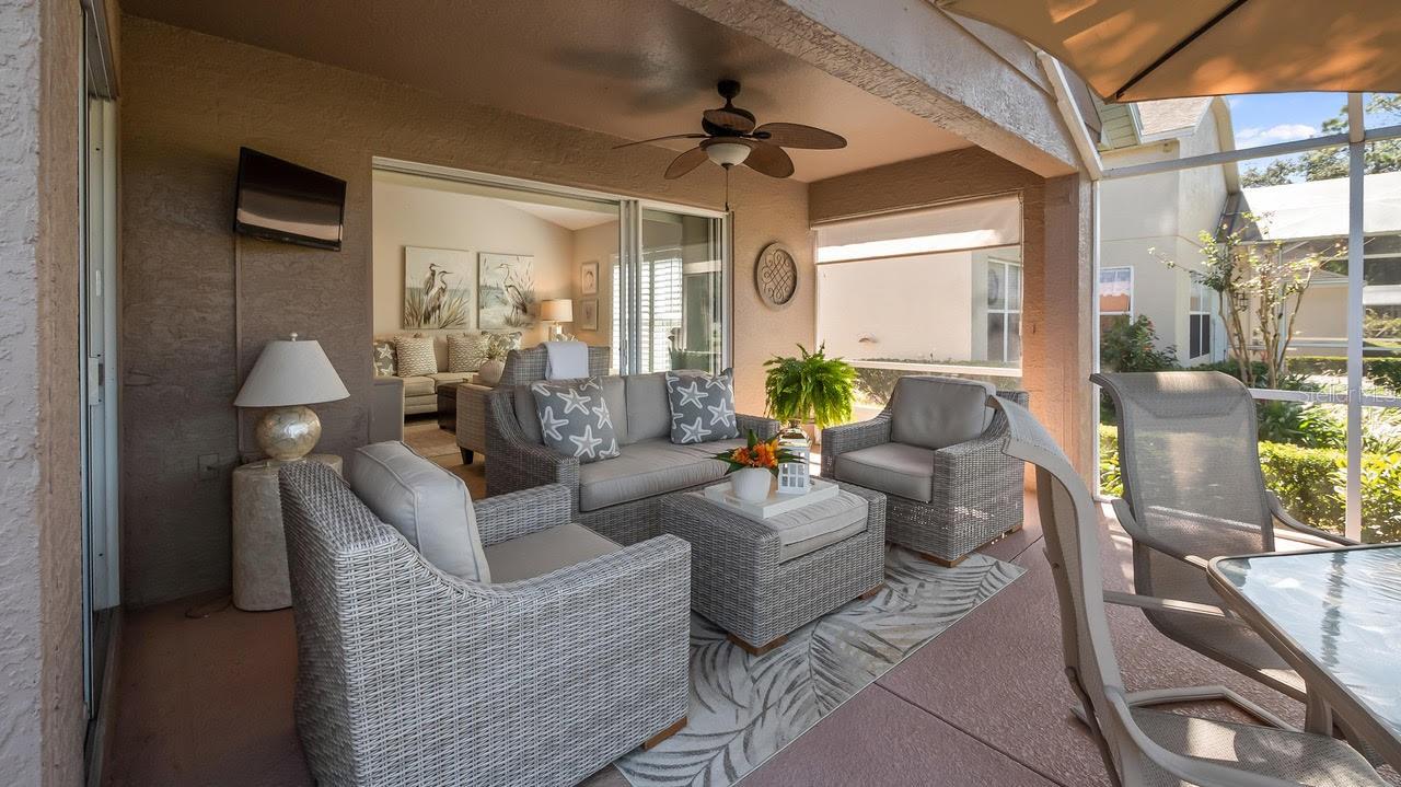 Relaxing Area on the Lanai Overlooking the Golf Course