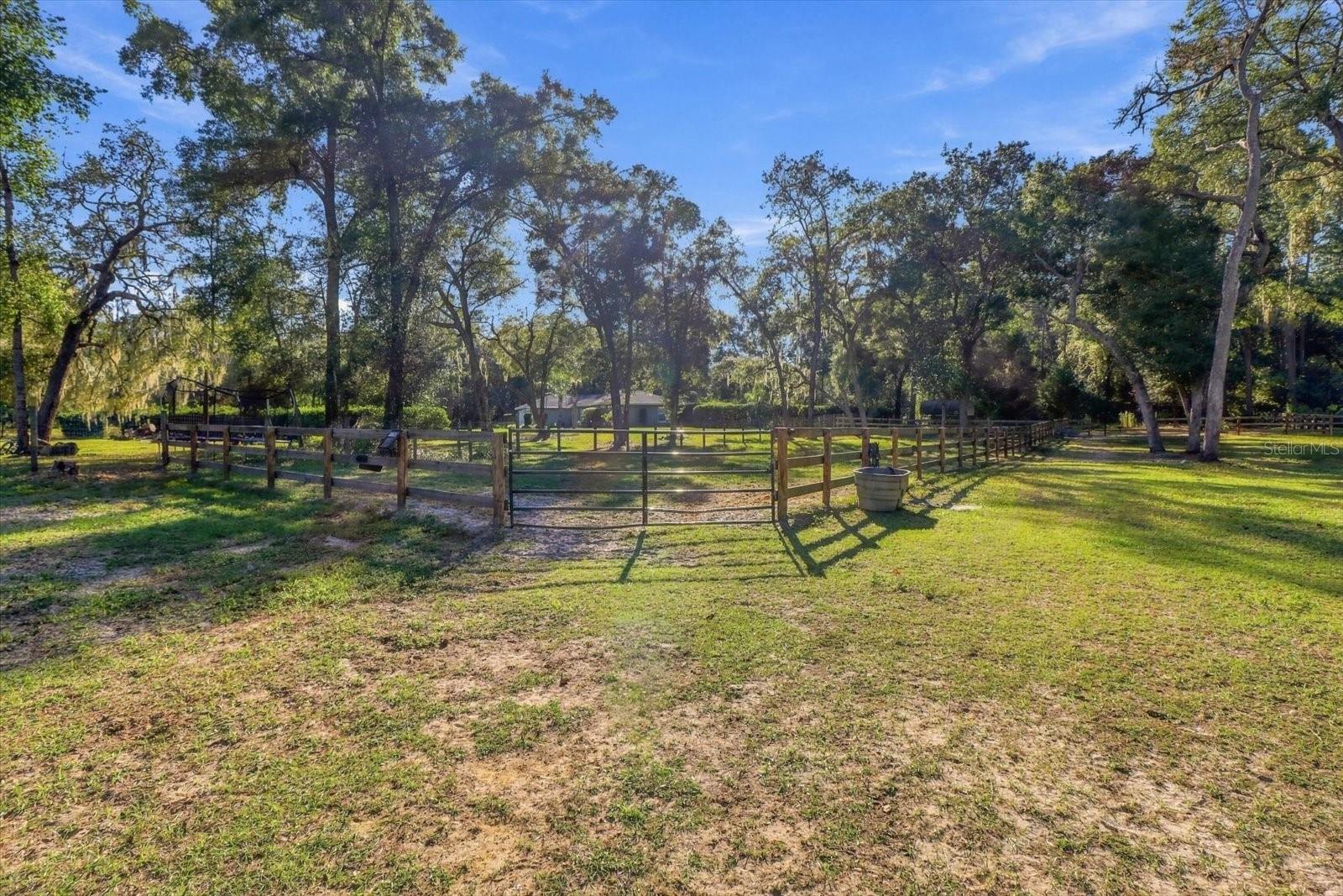 560 NW 117TH COURT, Ocala, FL 34482