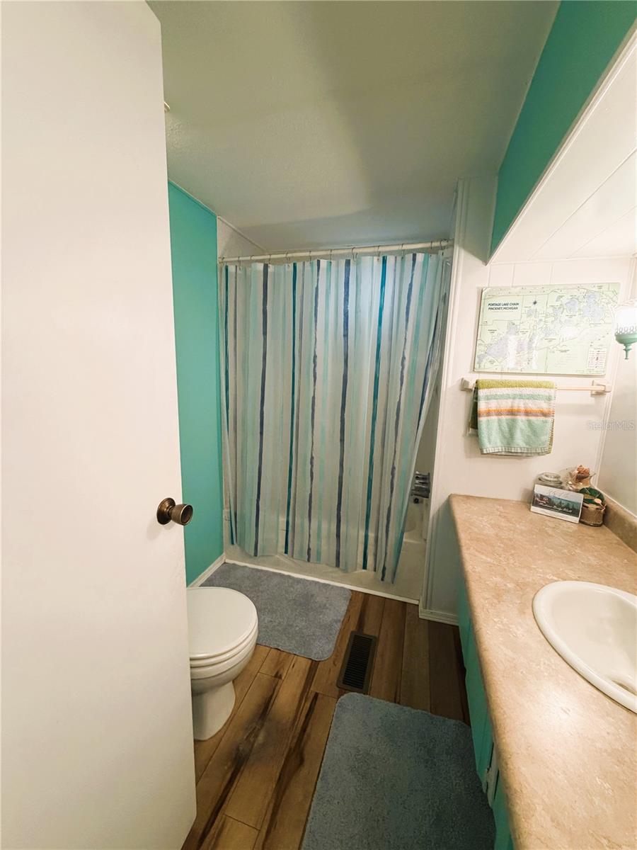 353 HAWTHORNE BOULEVARD, Leesburg, FL 34748