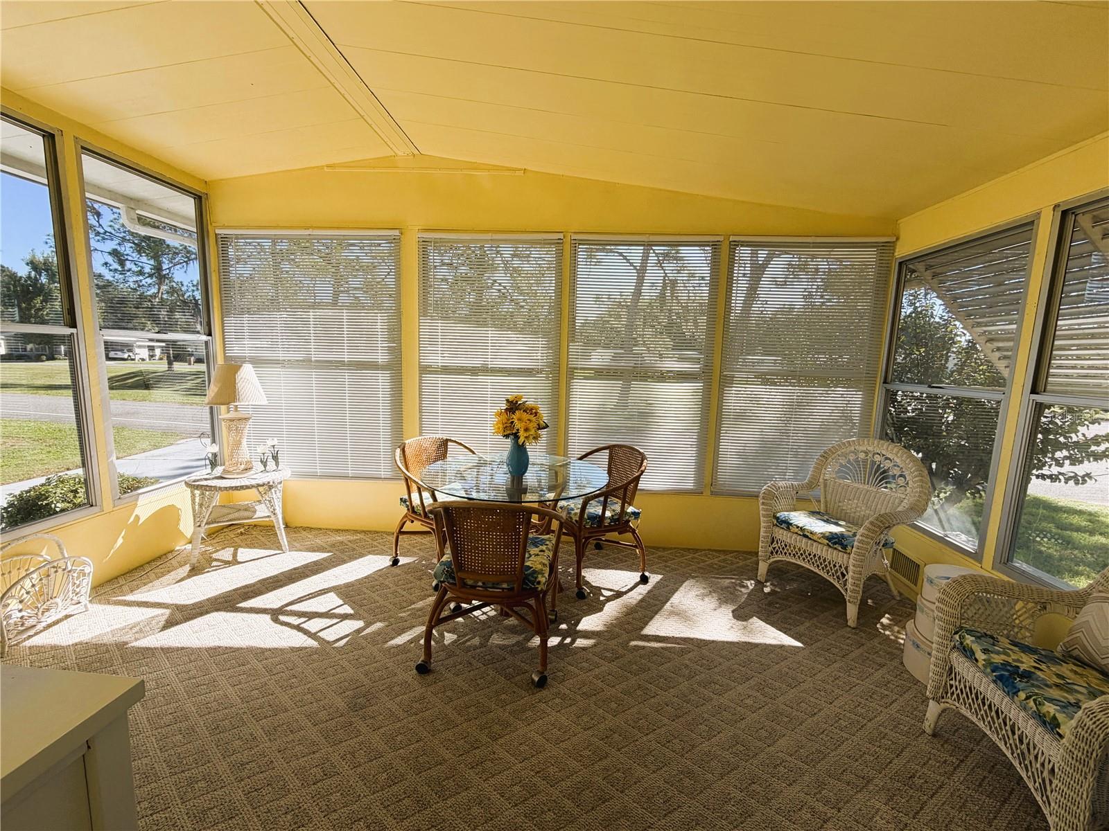 353 HAWTHORNE BOULEVARD, Leesburg, FL 34748