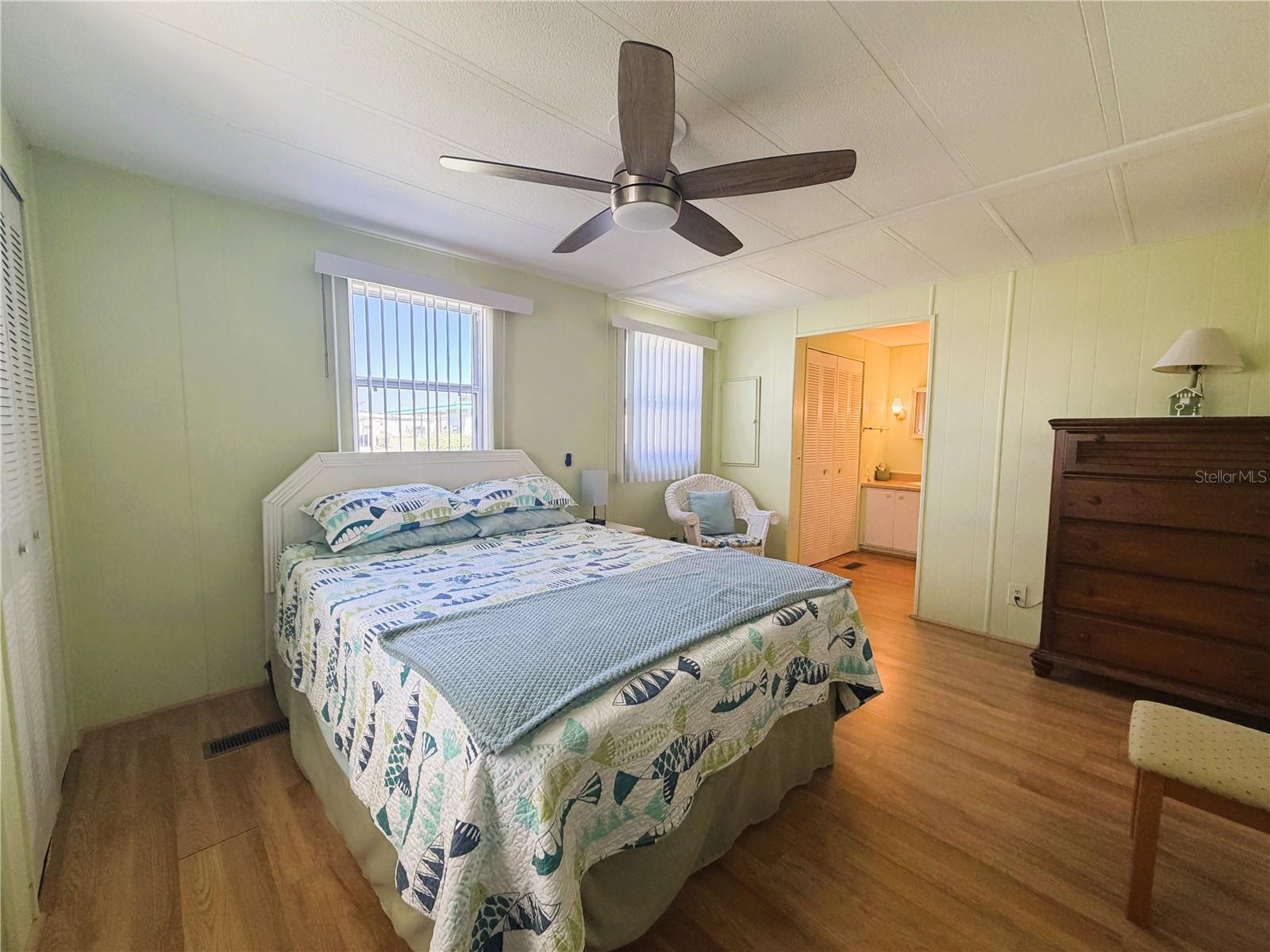 353 HAWTHORNE BOULEVARD, Leesburg, FL 34748