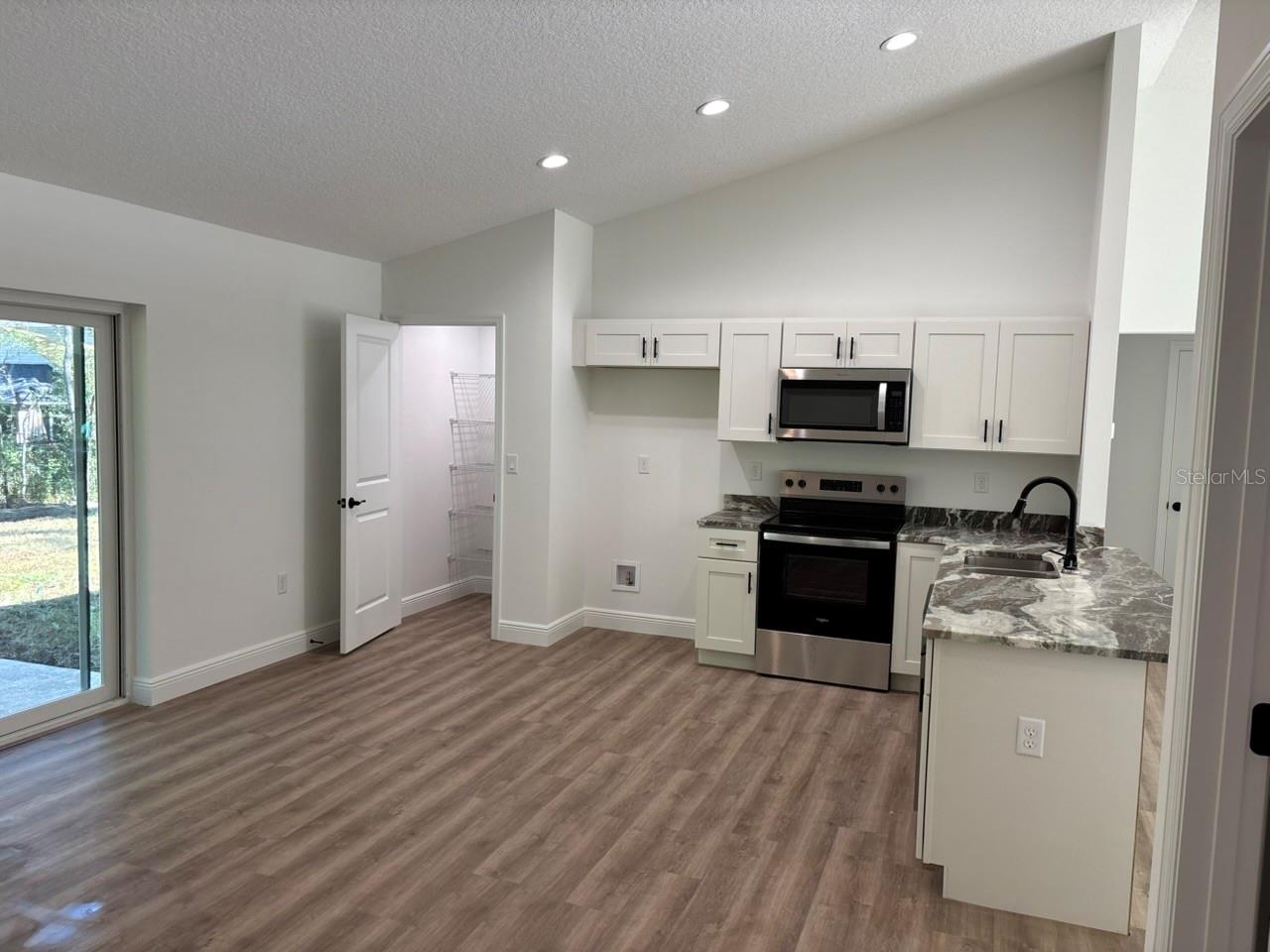 8460 N POCONO DRIVE, Dunnellon, FL 34434