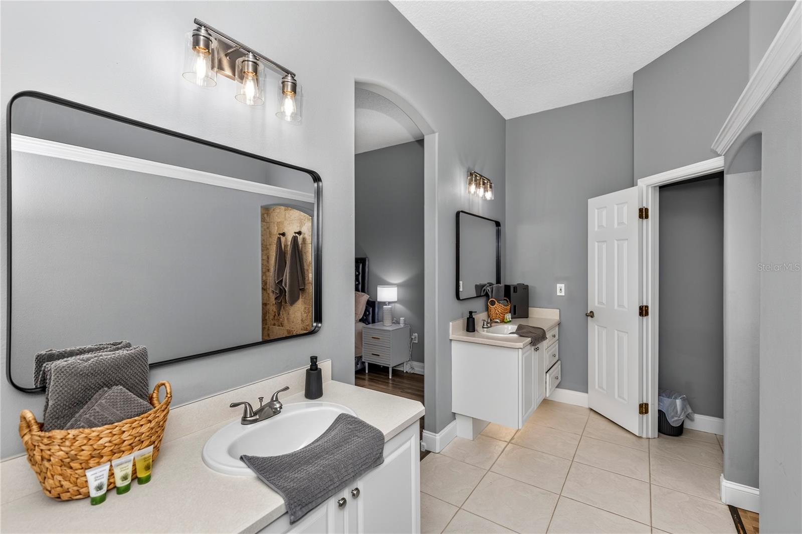 10240 BARRINGTON COURT, Leesburg, FL 34788