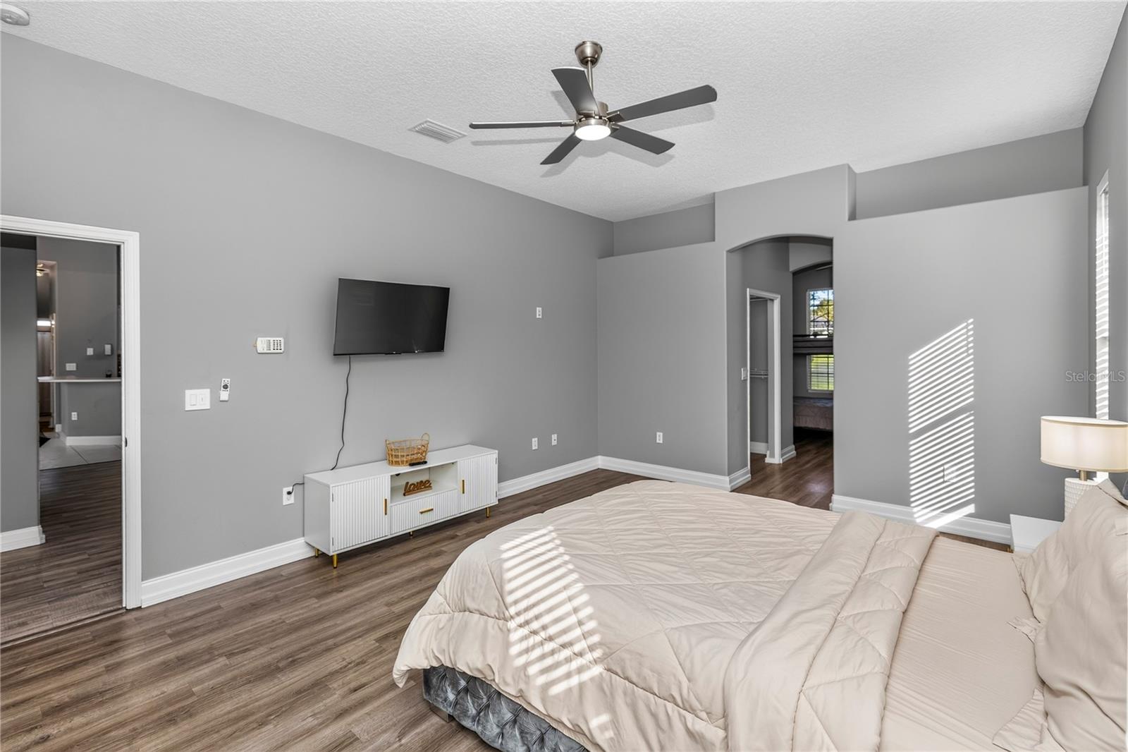 10240 BARRINGTON COURT, Leesburg, FL 34788